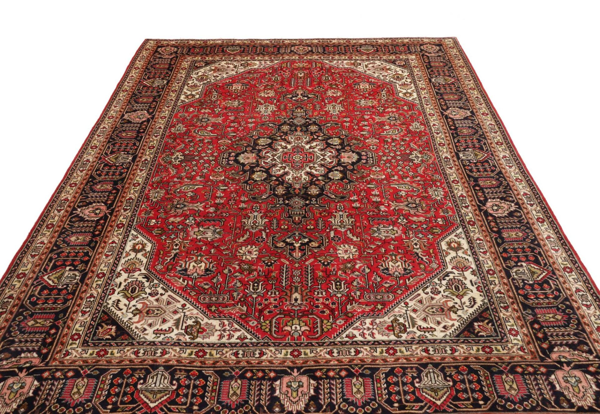 Täbriz Perserteppich 201 × 299 cm aus Wolle, handgeknüpft