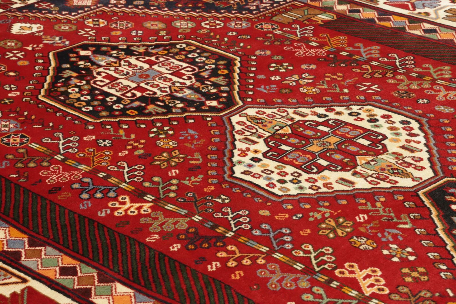 Handgeknüpfter Shiraz Perserteppich 189 × 289 cm
