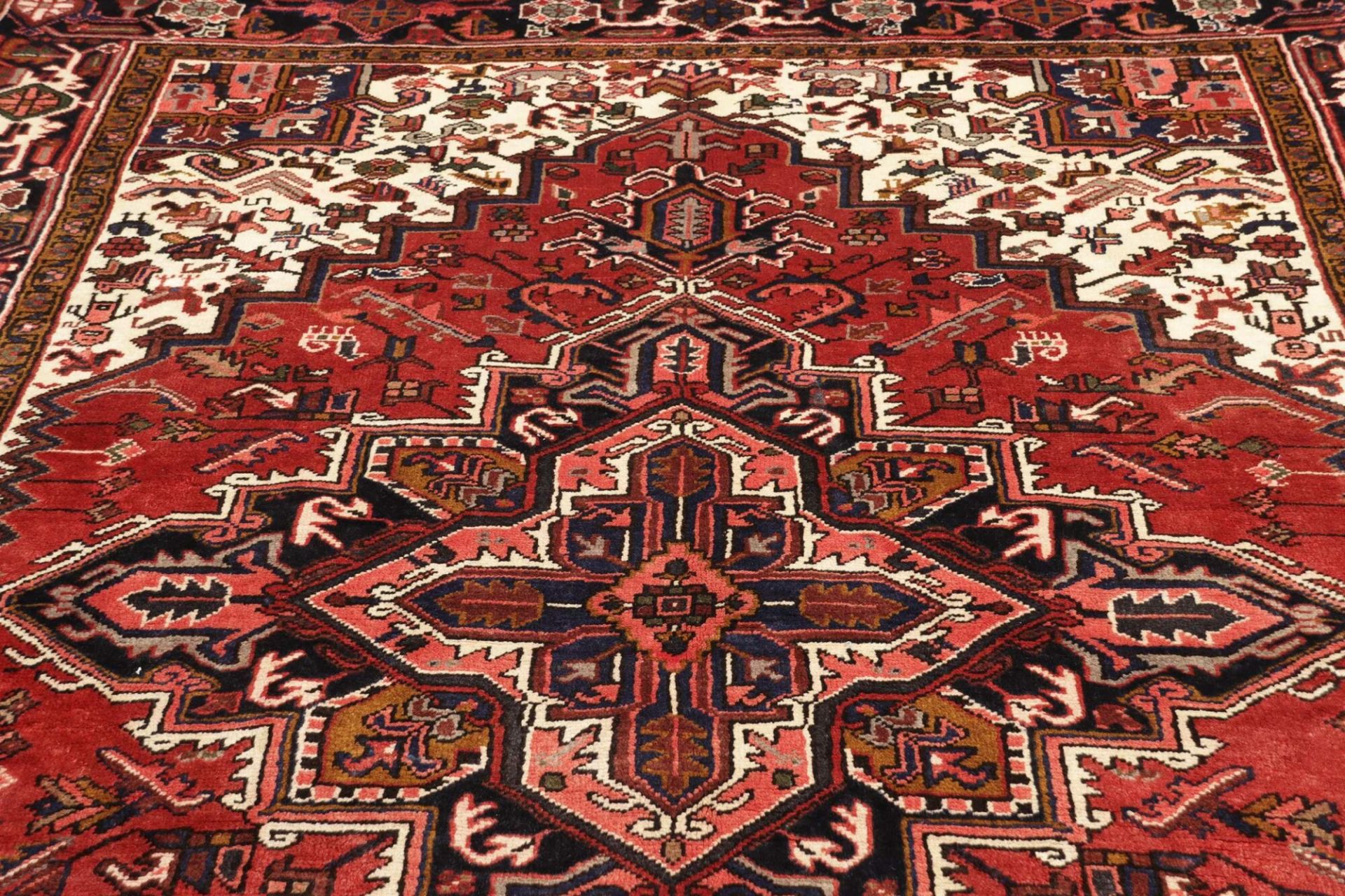 Heriz Perserteppich 207 × 299 cm aus Wolle, handgeknüpft