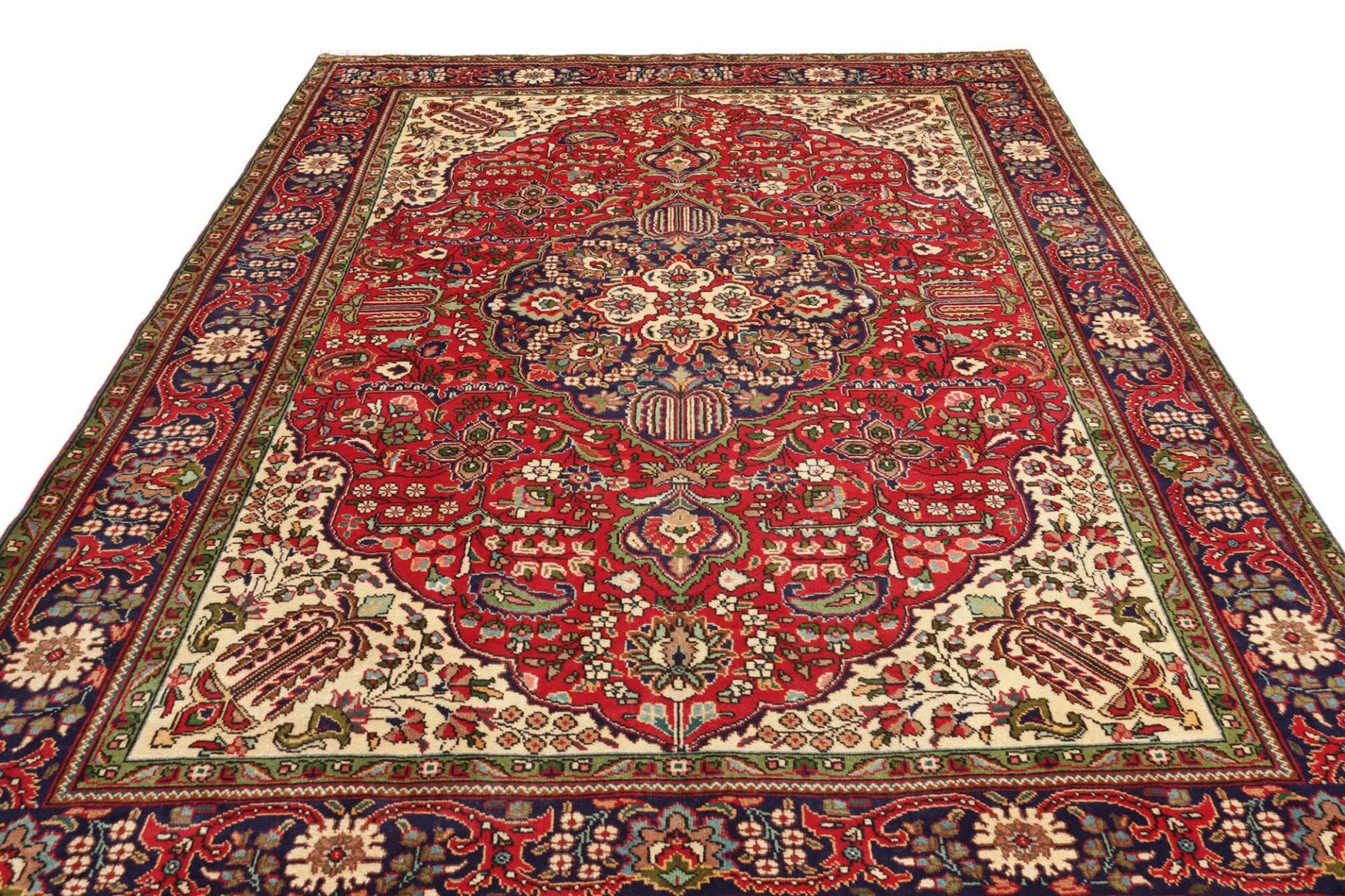 Handgeknüpfter Täbriz Perserteppich 209 × 296 cm