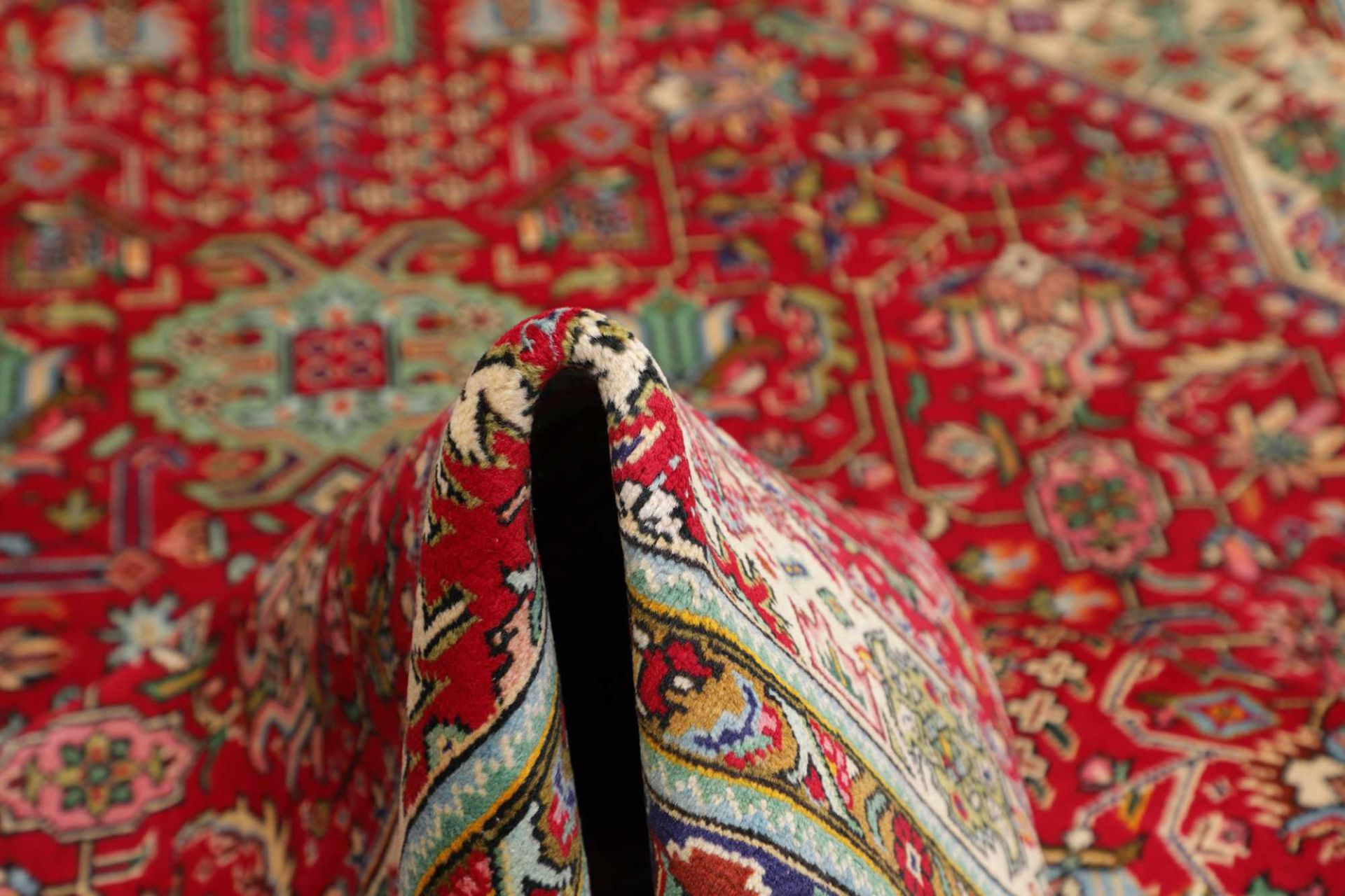 Täbriz Perserteppich aus Iran, 209 × 289 cm