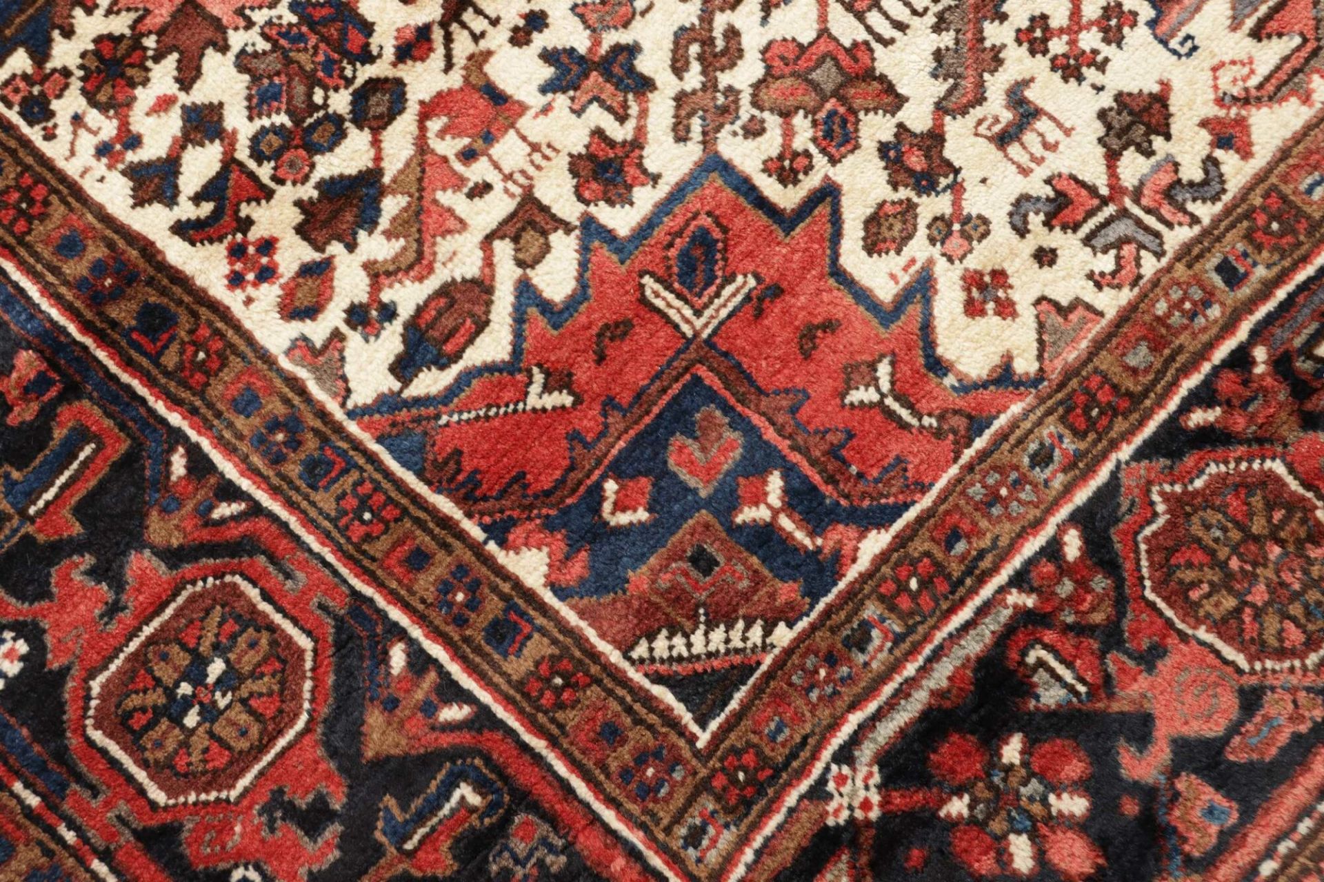 Heriz Perserteppich aus Iran, 213 × 297 cm
