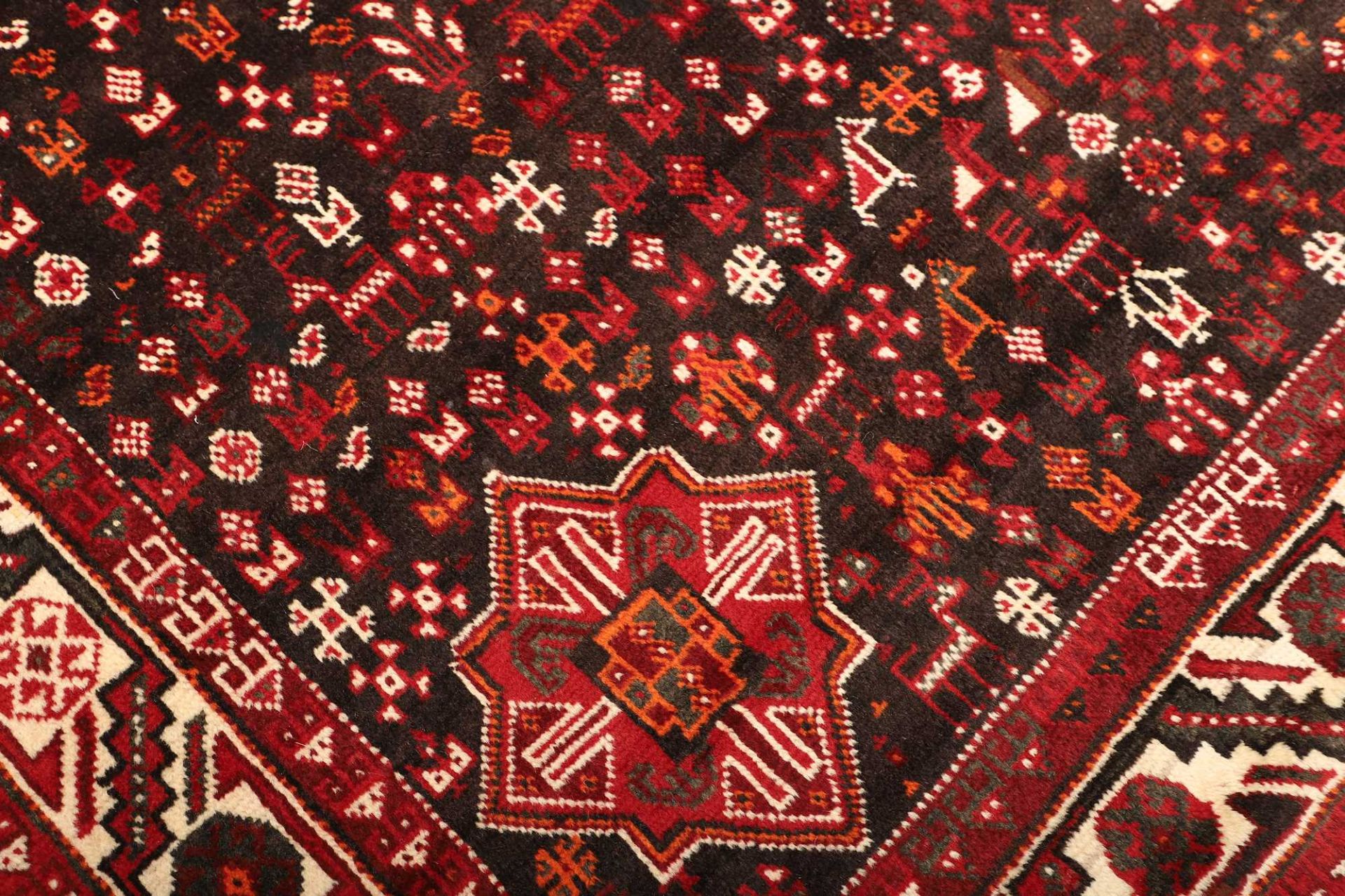 Handgeknüpfter Shiraz Perserteppich 216 × 301 cm