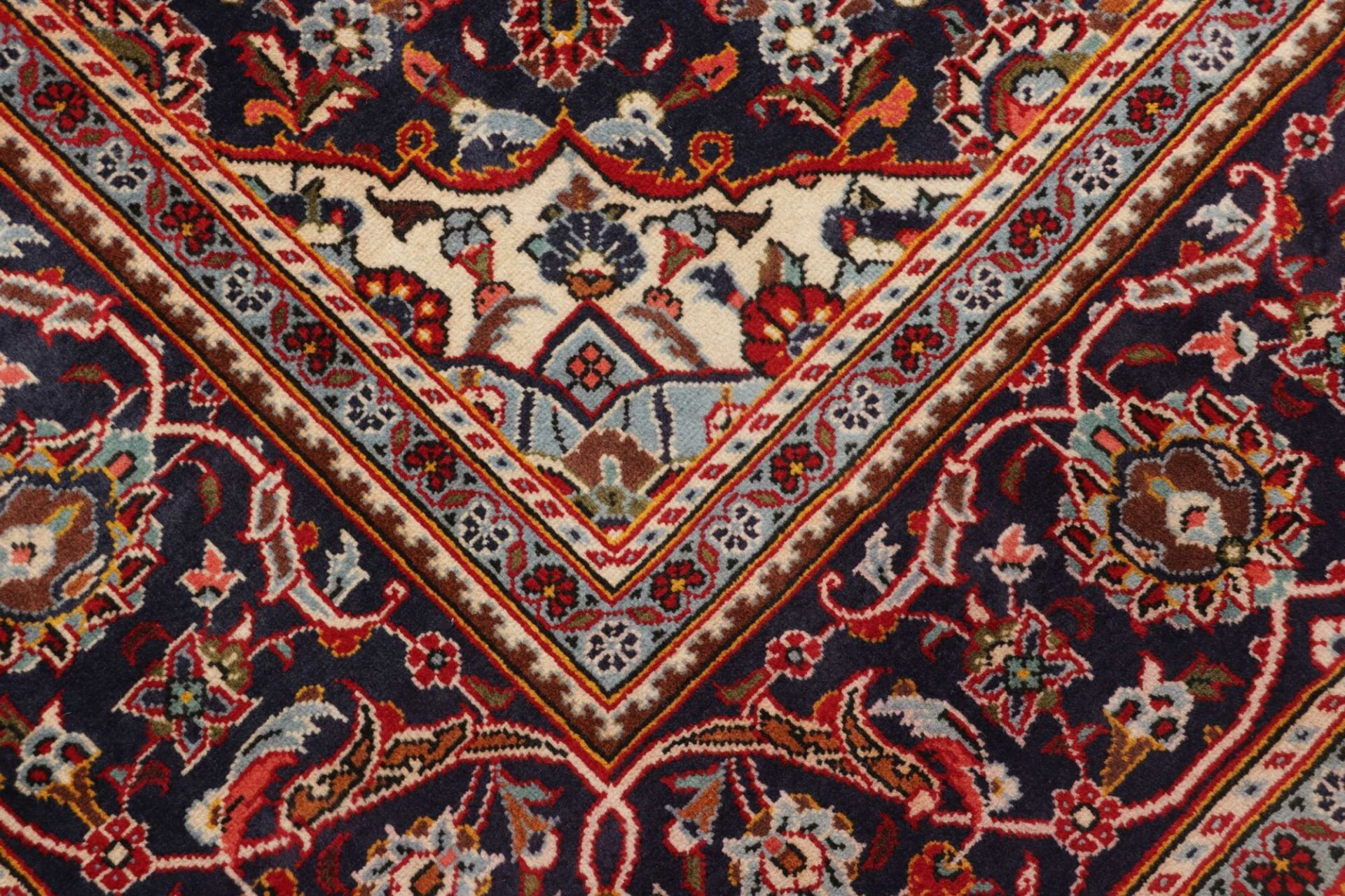 Kashan Perserteppich aus Iran, 199 × 313 cm