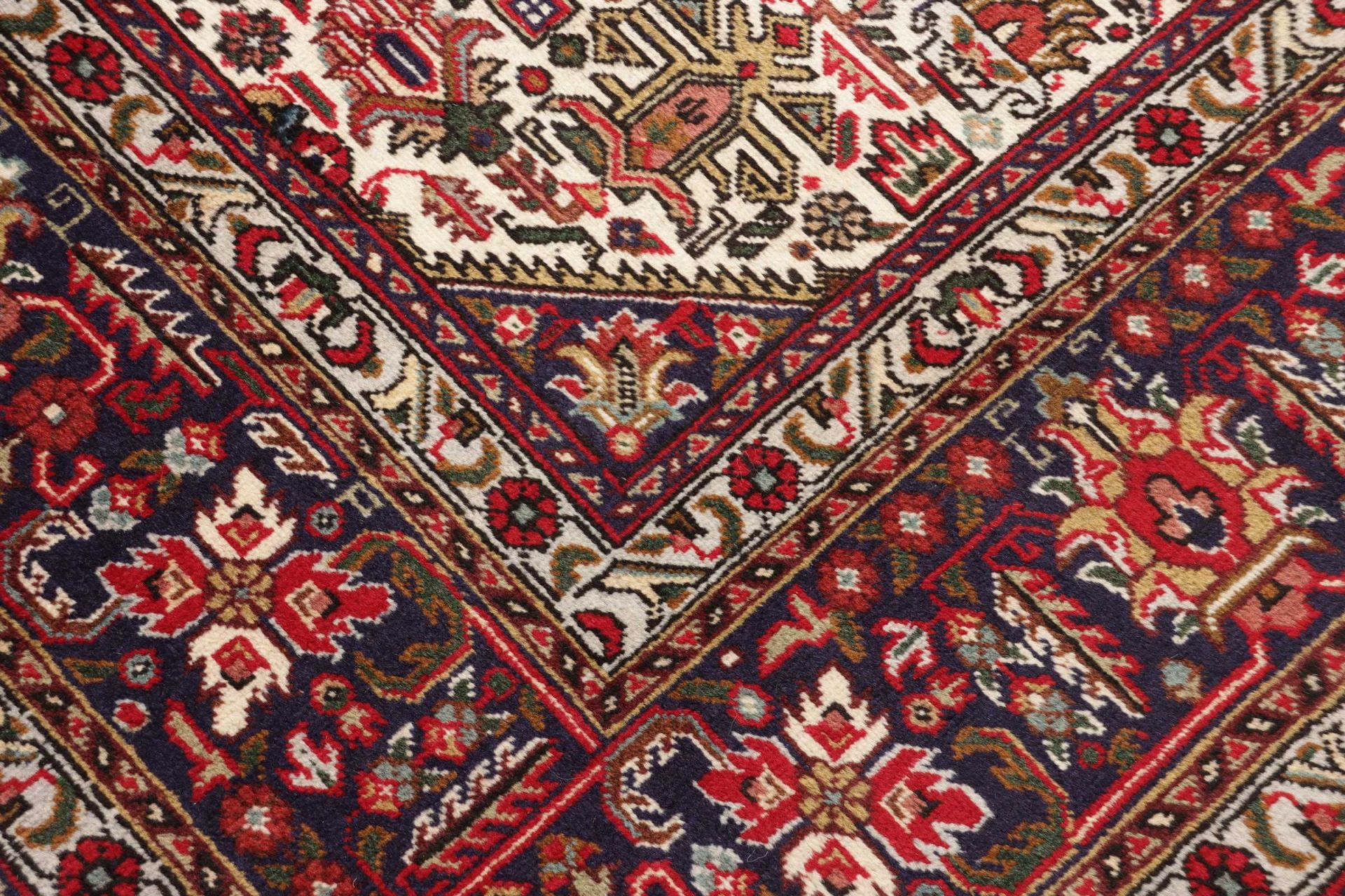 Täbriz Perserteppich 205 × 303 cm aus Wolle, handgeknüpft