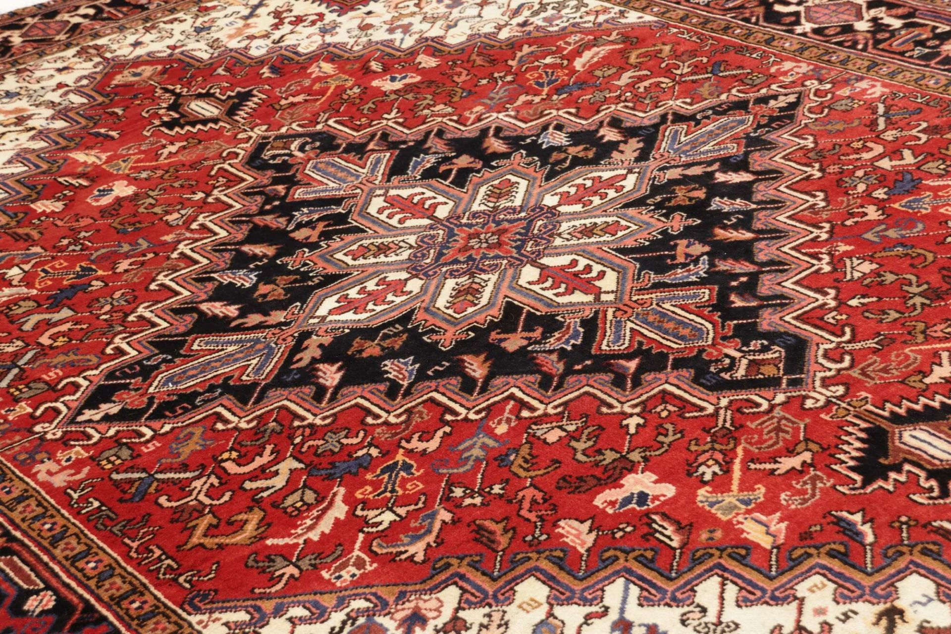 Handgeknüpfter Heriz Perserteppich 213 × 301 cm