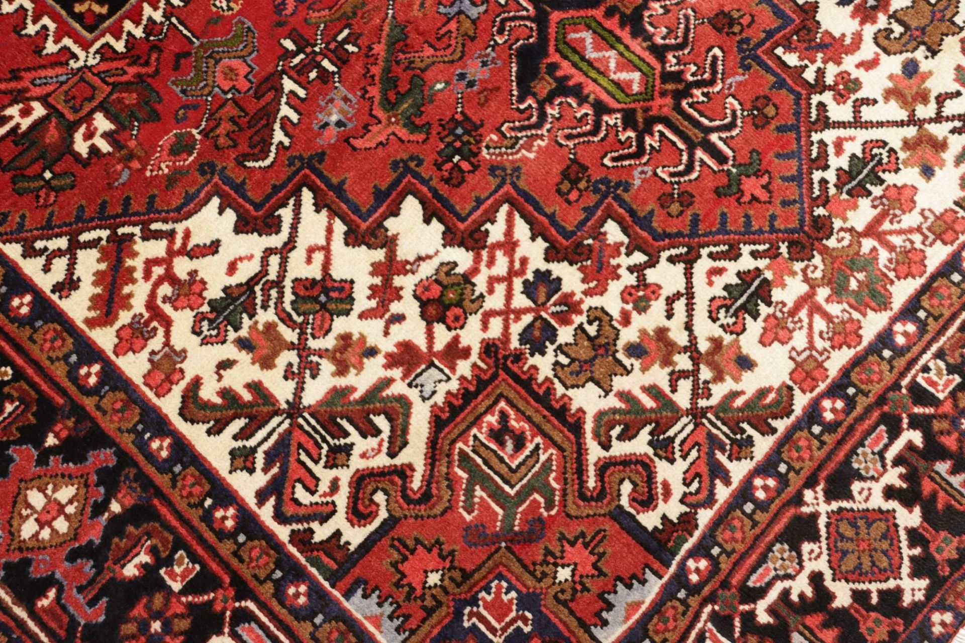 Heriz Perserteppich aus Iran, 207 × 306 cm