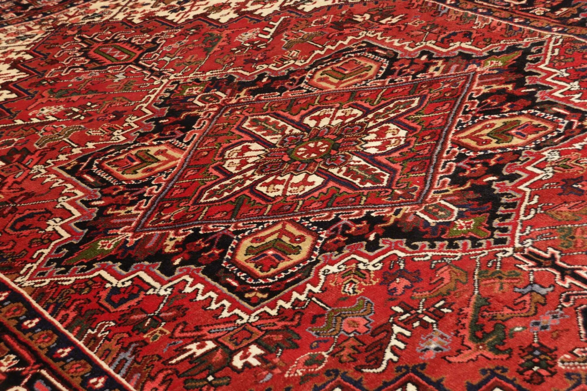 Heriz Perserteppich aus Iran, 207 × 306 cm