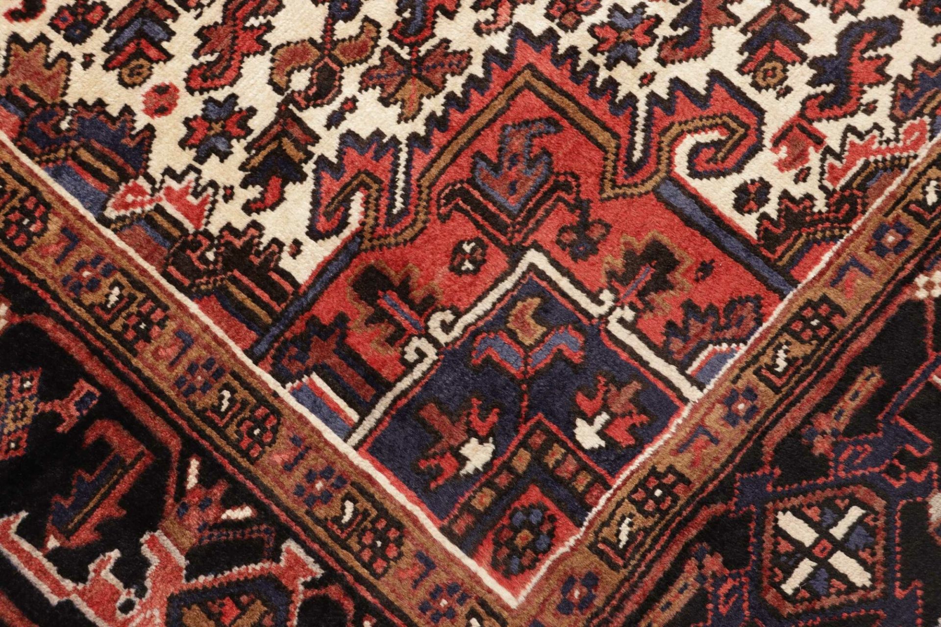 Heriz Perserteppich aus Iran, 203 × 291 cm