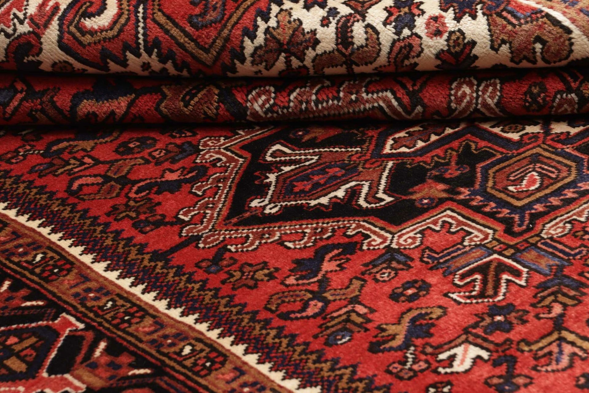 Heriz Perserteppich aus Iran, 203 × 291 cm