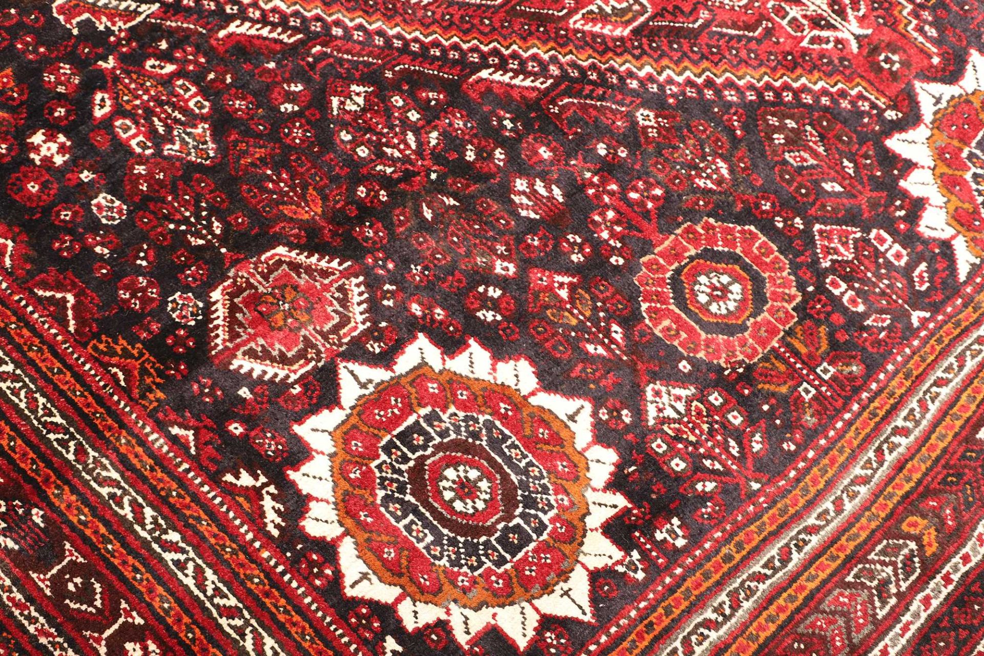 Handgeknüpfter Shiraz Perserteppich 219 × 307 cm