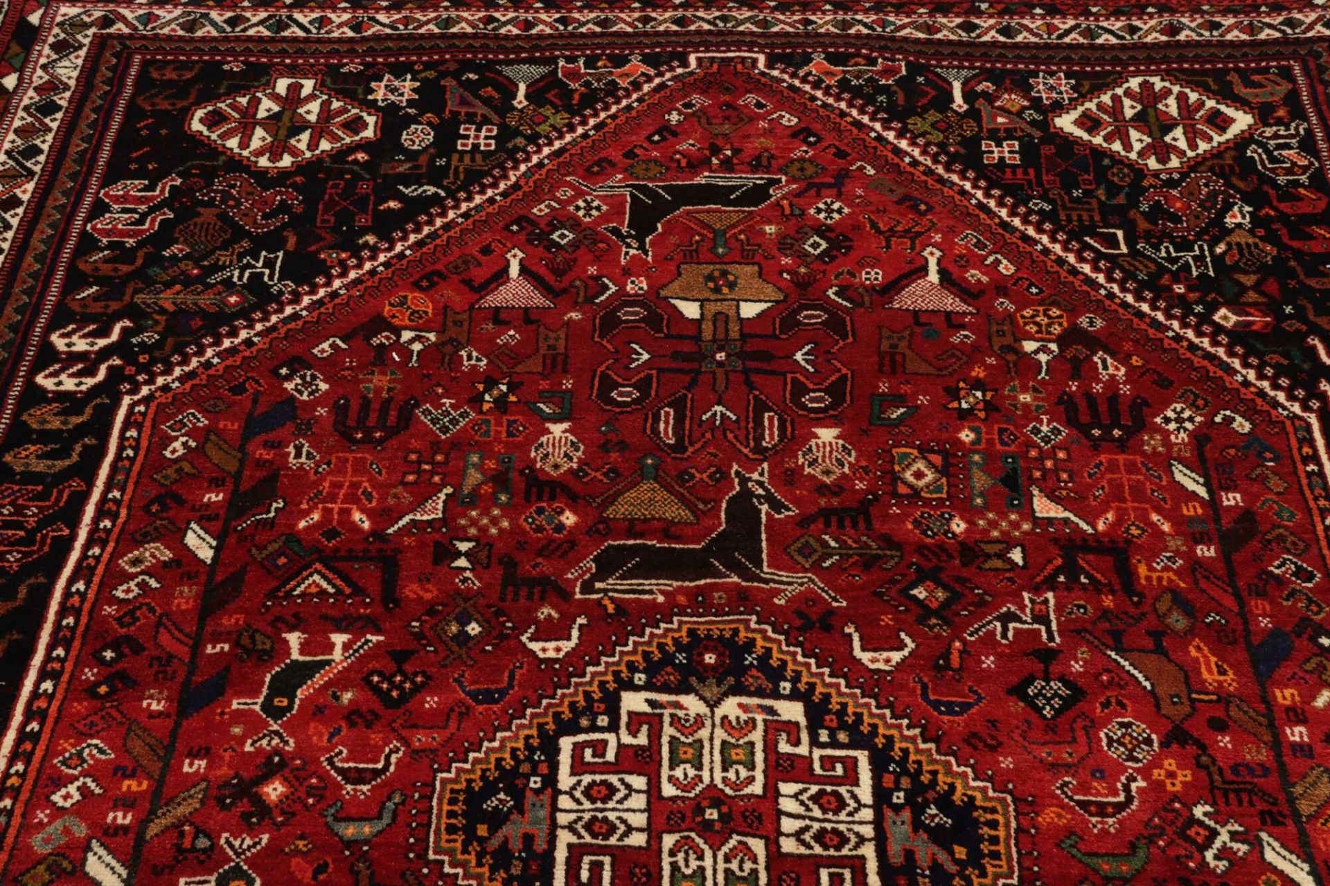 Shiraz Perserteppich 184 × 294 cm aus Wolle, handgeknüpft