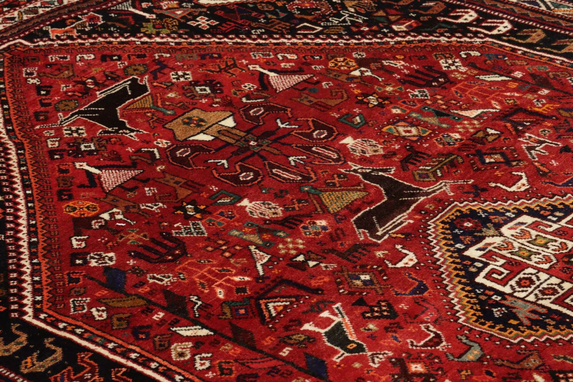 Shiraz Perserteppich 184 × 294 cm aus Wolle, handgeknüpft