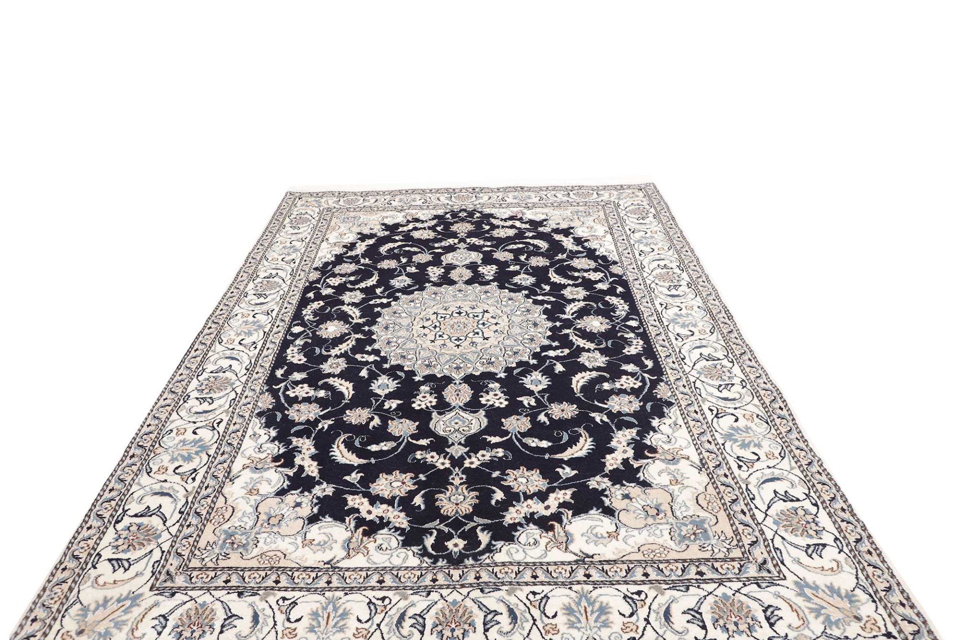 perserteppich-nain-194-x-294-cm-schurwolle-handgeknupft-exklusiv-3 Handgeknüpfter Nain Perserteppich 194 × 294 cm