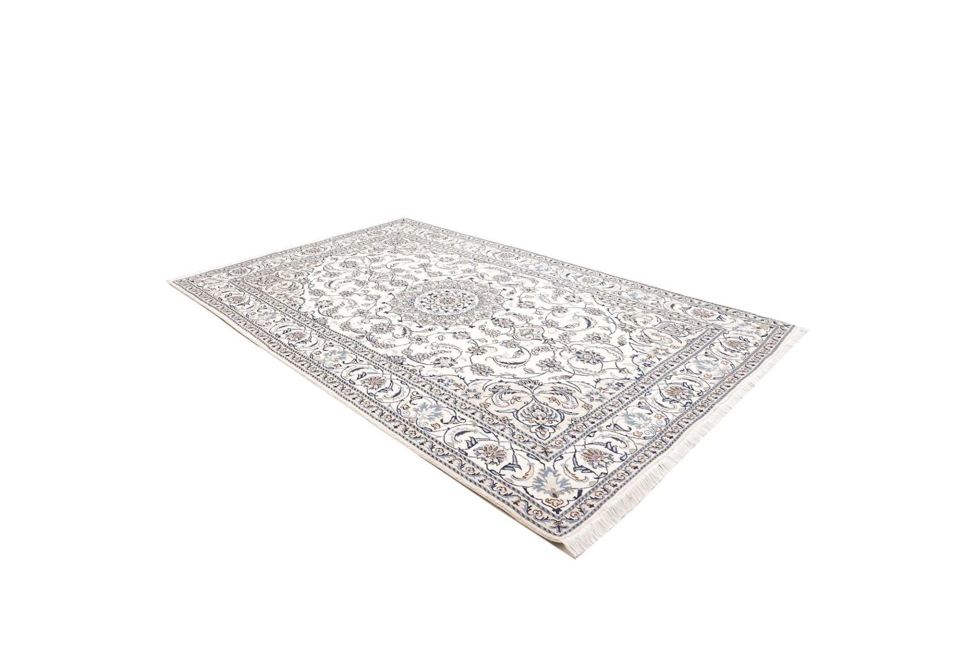 Nain Perserteppich 201 × 306 cm aus Wolle, handgeknüpft