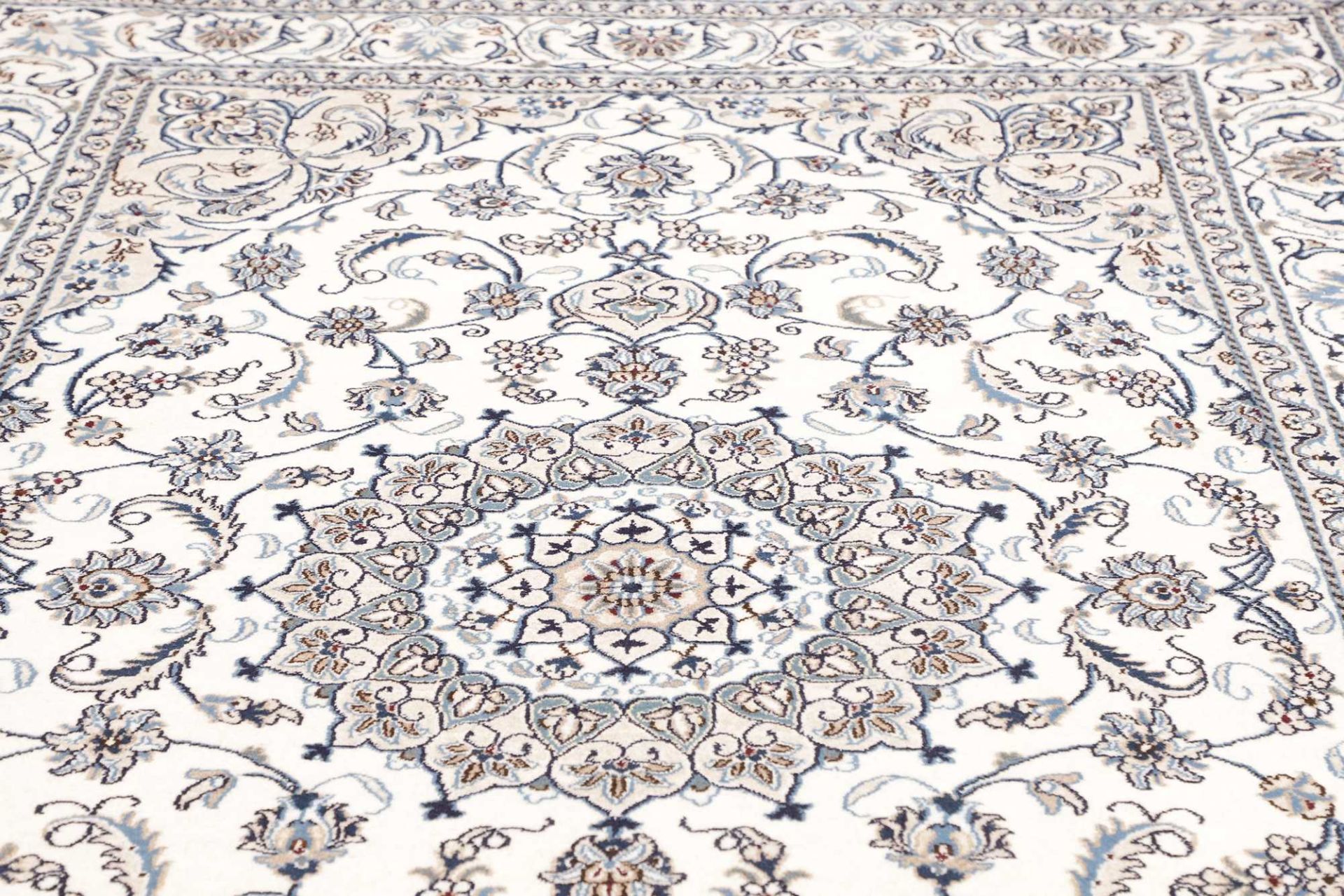 Nain Perserteppich 201 × 306 cm aus Wolle, handgeknüpft