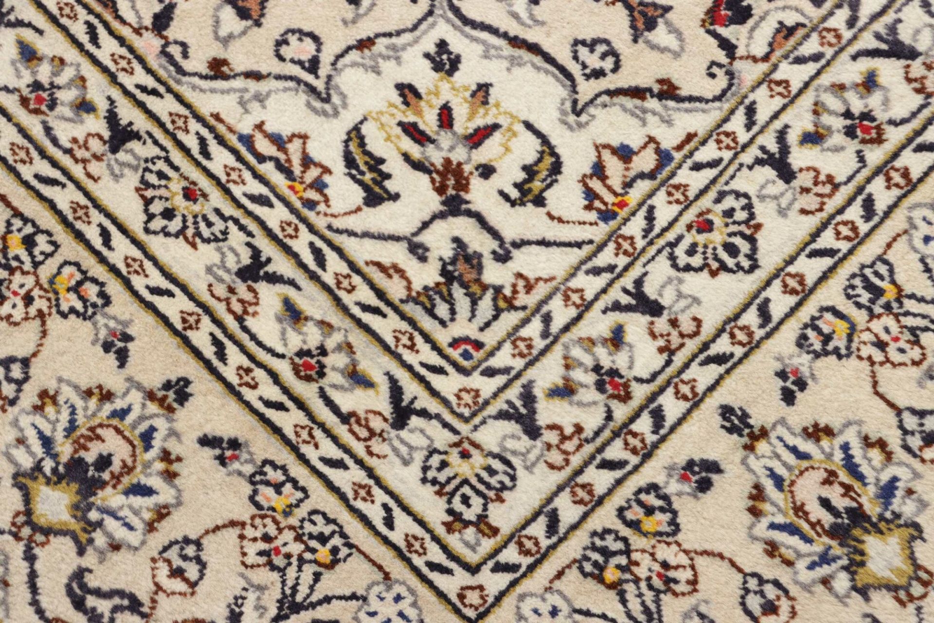 Kashan Perserteppich 198 × 312 cm aus Wolle, handgeknüpft