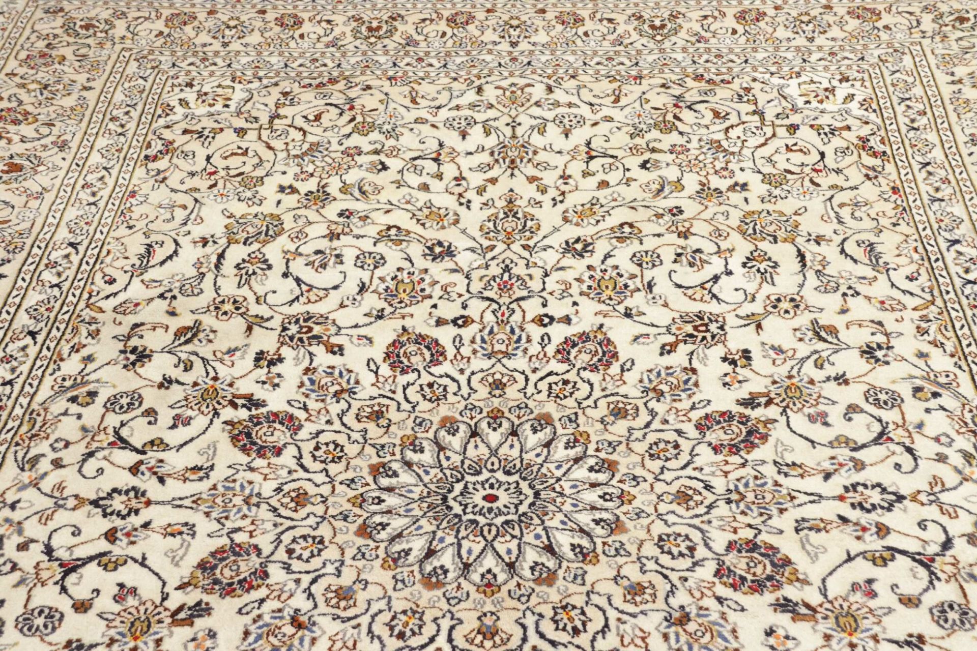 Kashan Perserteppich 198 × 312 cm aus Wolle, handgeknüpft