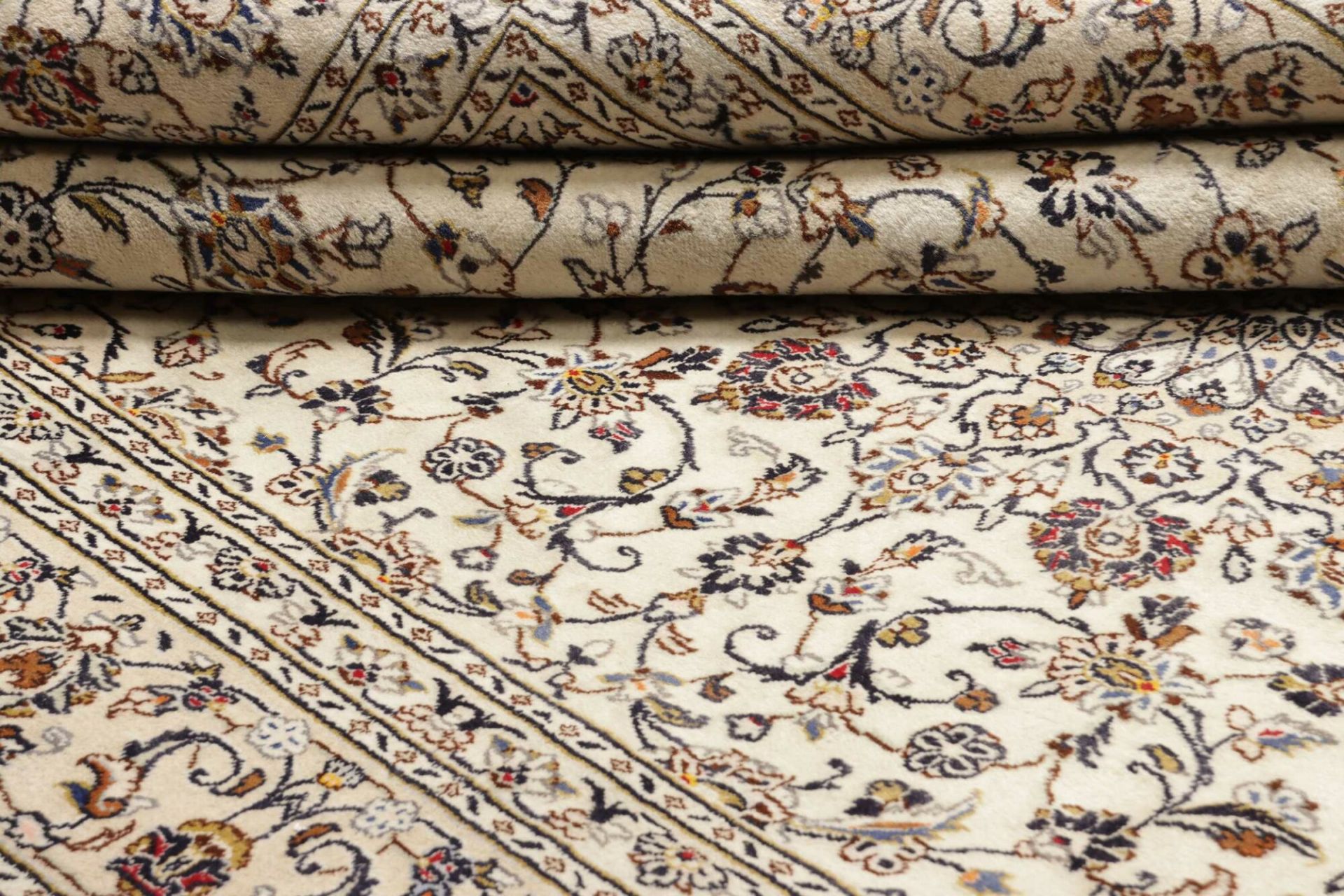 Kashan Perserteppich 198 × 312 cm aus Wolle, handgeknüpft