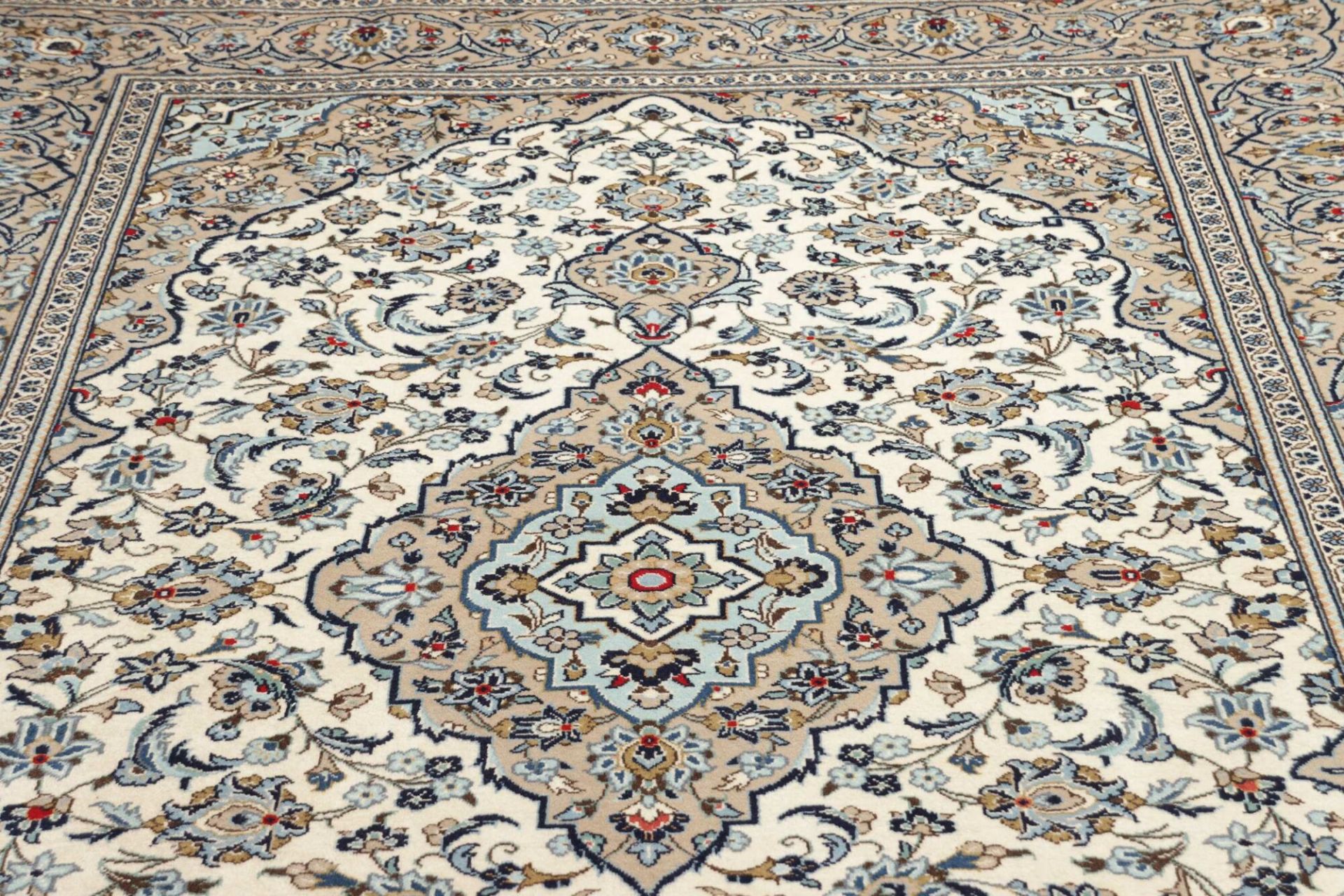 Handgeknüpfter Kashan Perserteppich 203 × 321 cm