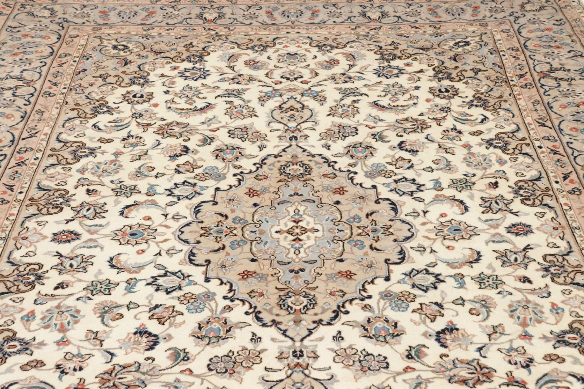 Handgeknüpfter Kashan Perserteppich 194 × 297 cm