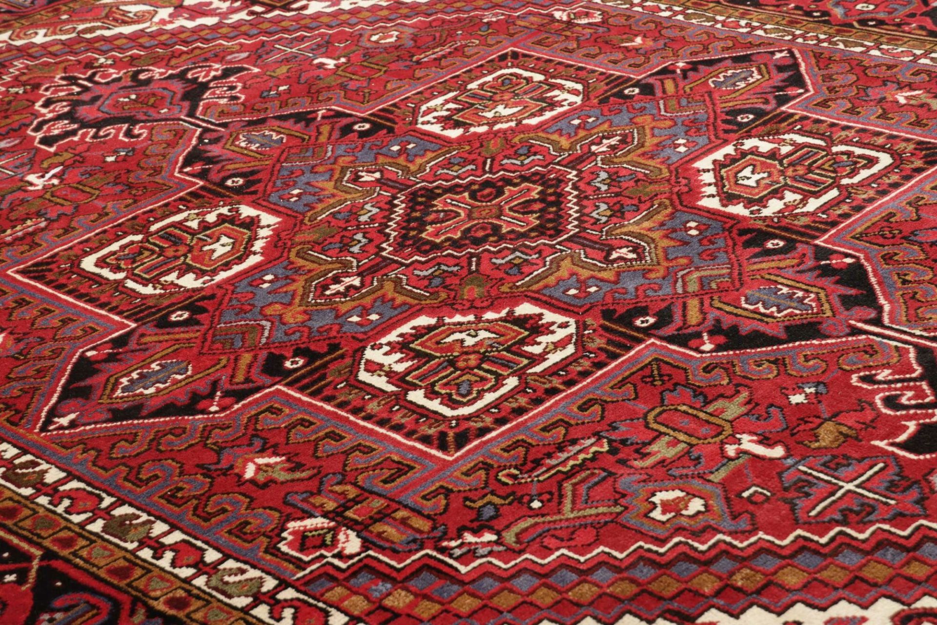 Handgeknüpfter Heriz Perserteppich 205 × 293 cm