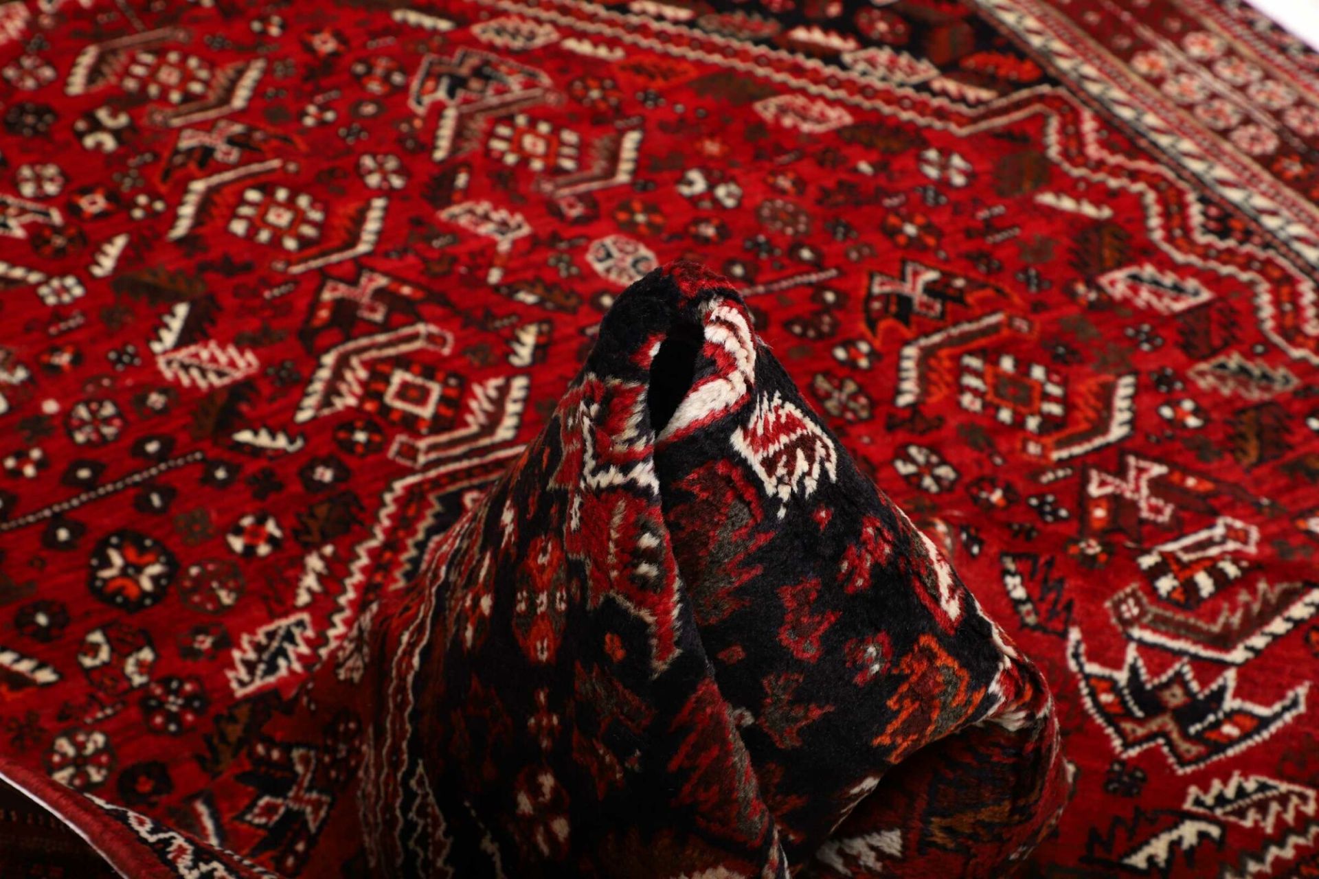 Shiraz Perserteppich 179 × 279 cm aus Wolle, handgeknüpft