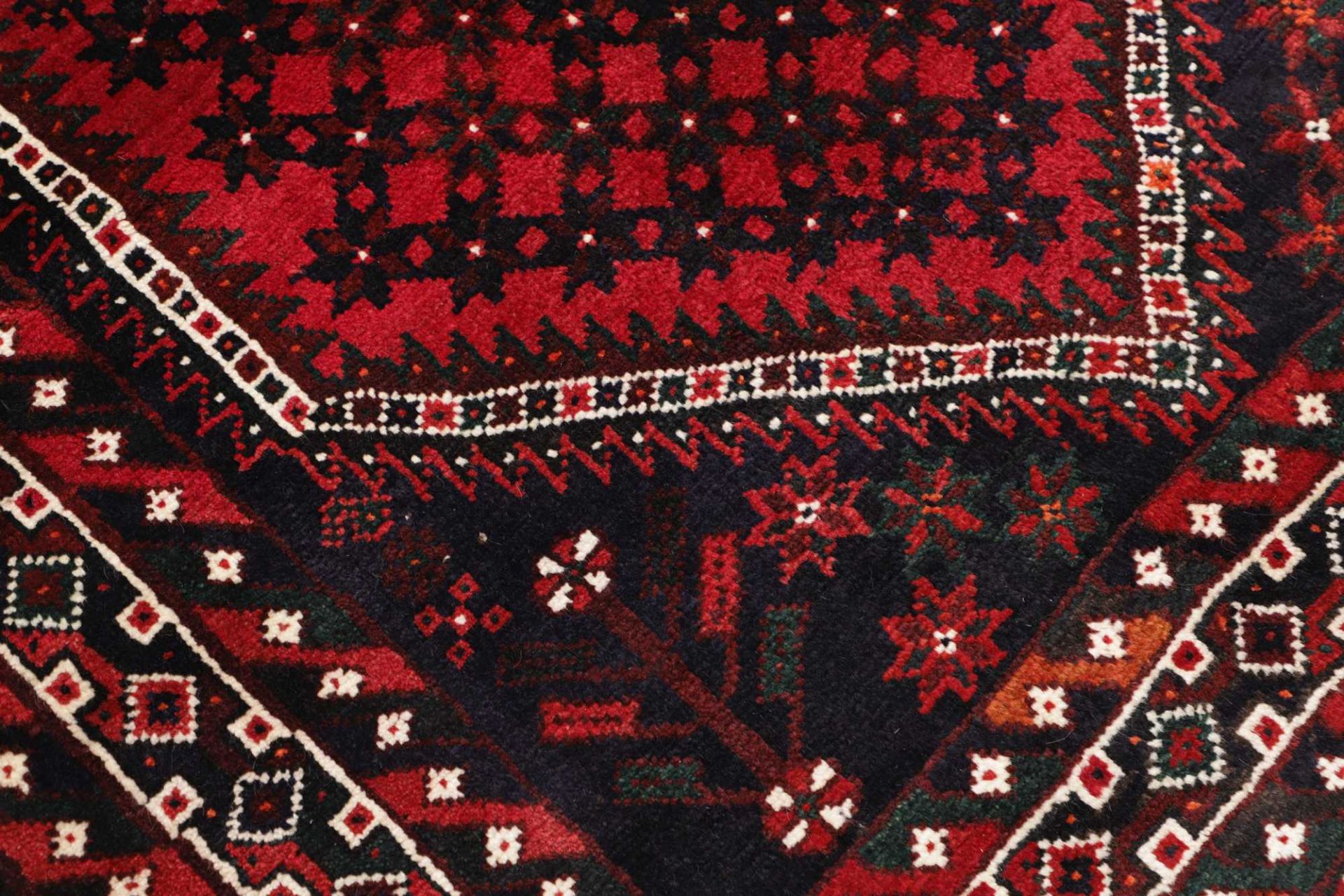 Shiraz Perserteppich aus Iran, 211 × 294 cm