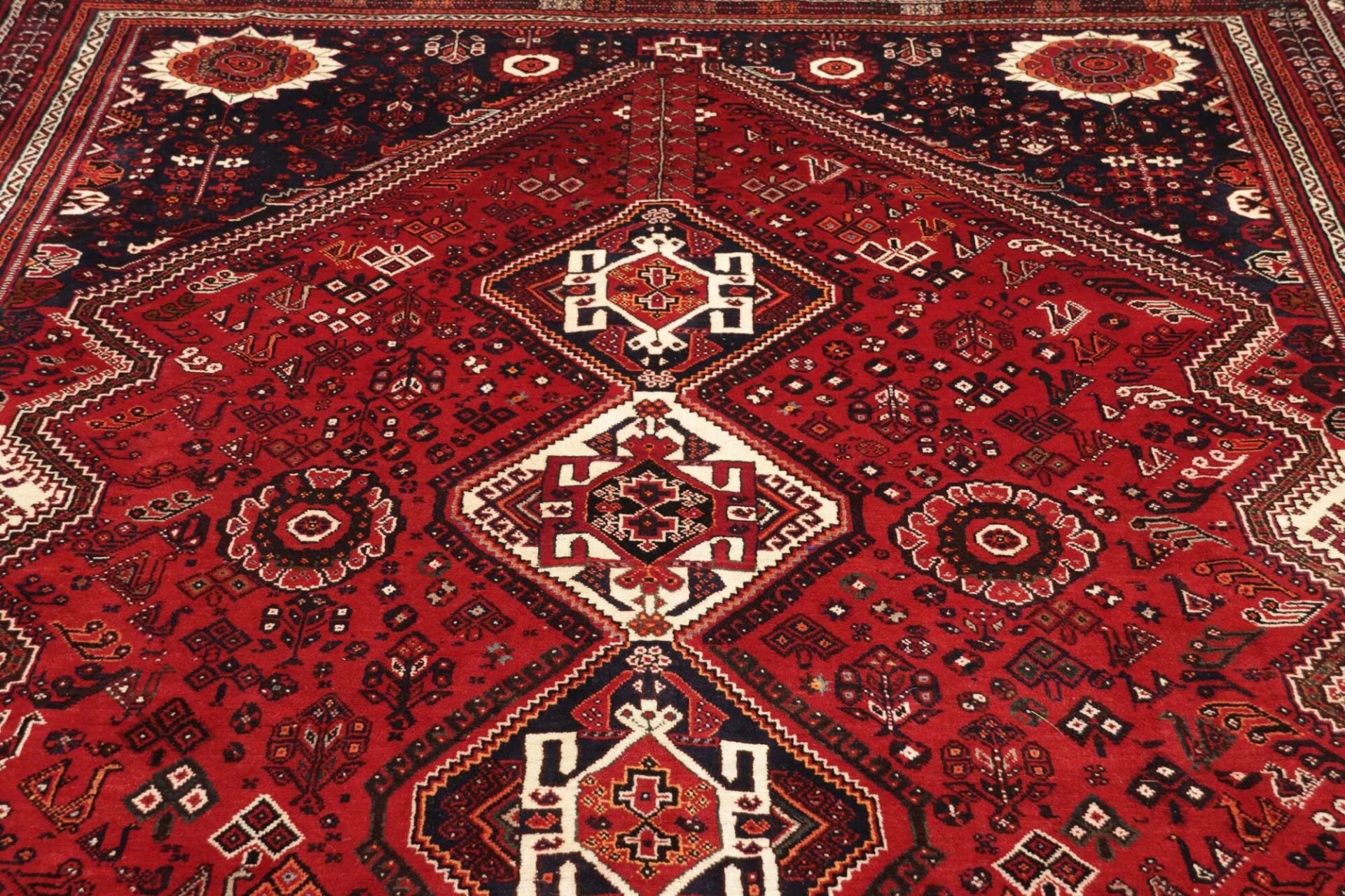 Handgeknüpfter Qashqai Perserteppich 221 × 322 cm