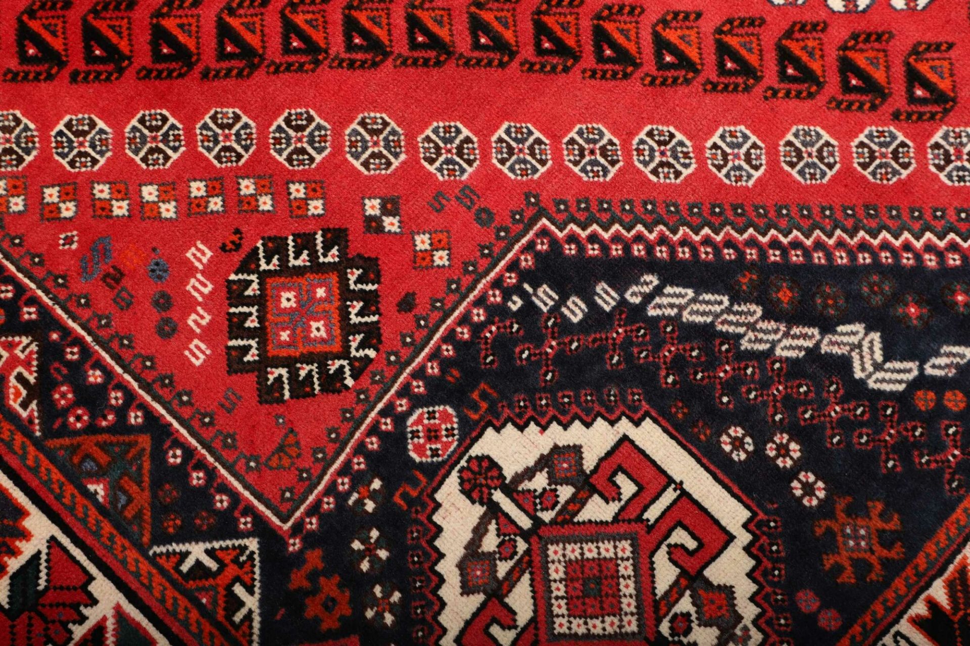 Handgeknüpfter Shiraz Perserteppich, 178 × 279 cm, Wolle