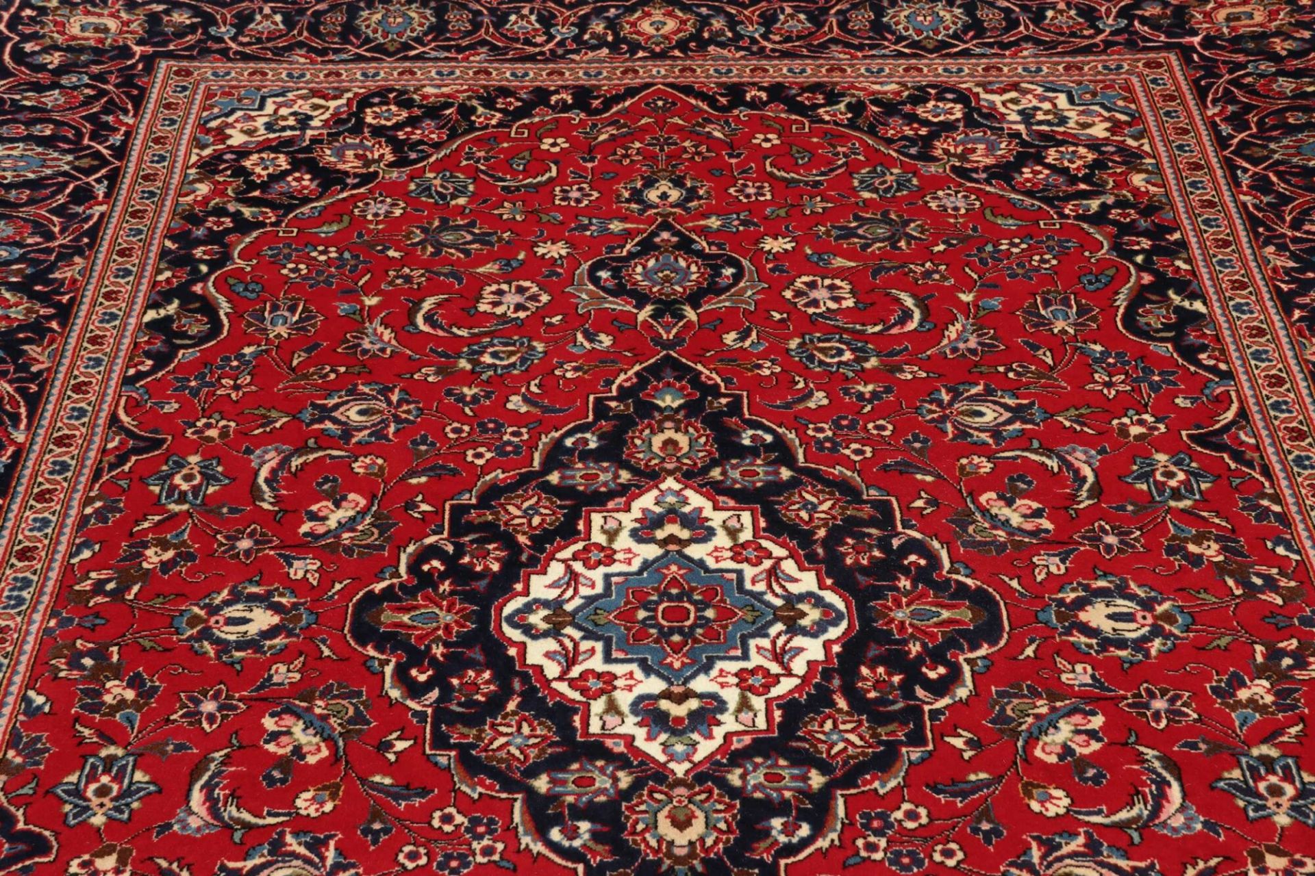 Kashan Perserteppich aus Iran, 201 × 295 cm