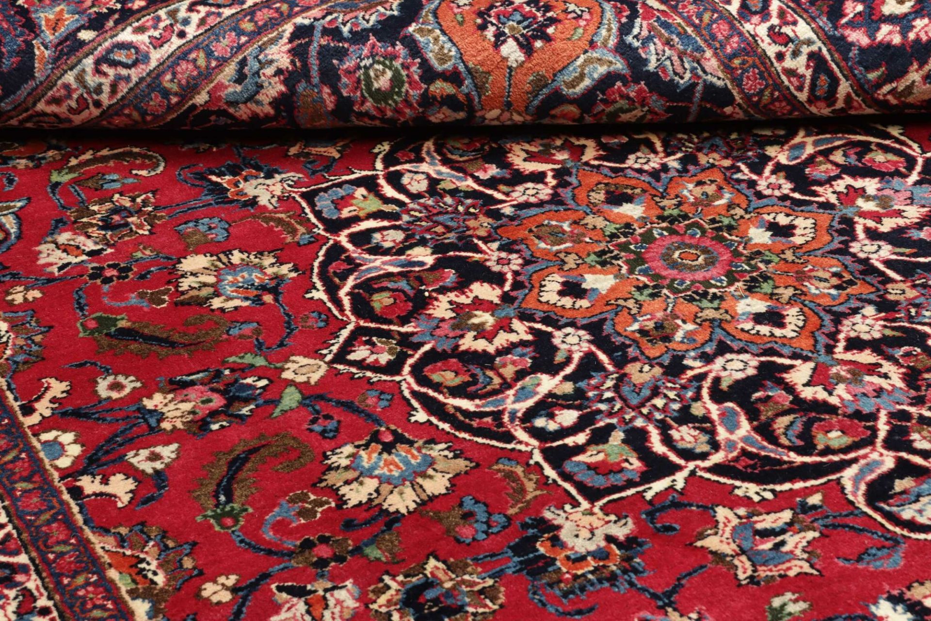 Mashhad Perserteppich aus Iran, 204 × 321 cm