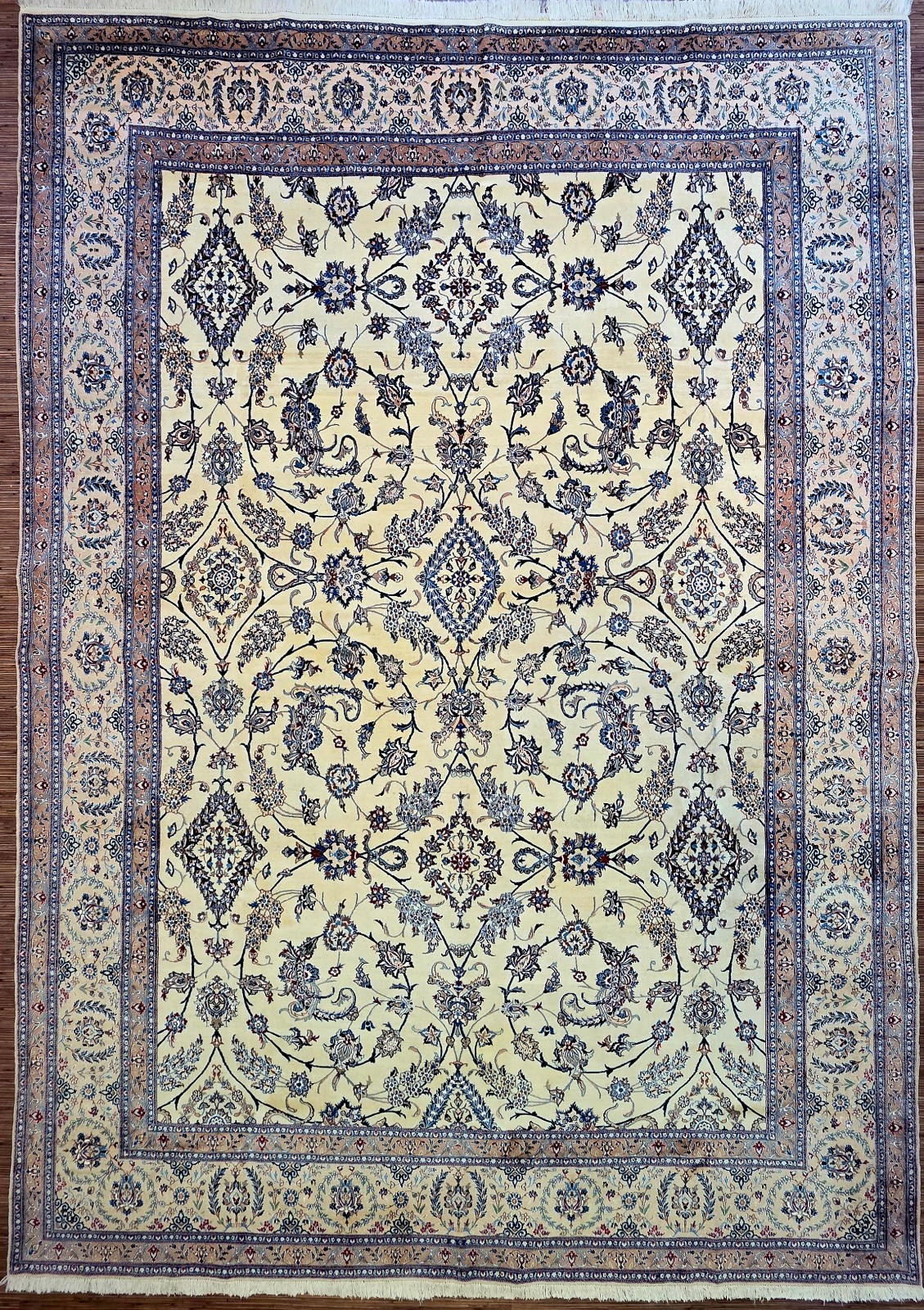 Perserteppich Nain 355 x 252 cm Schurwolle handgeknüpft