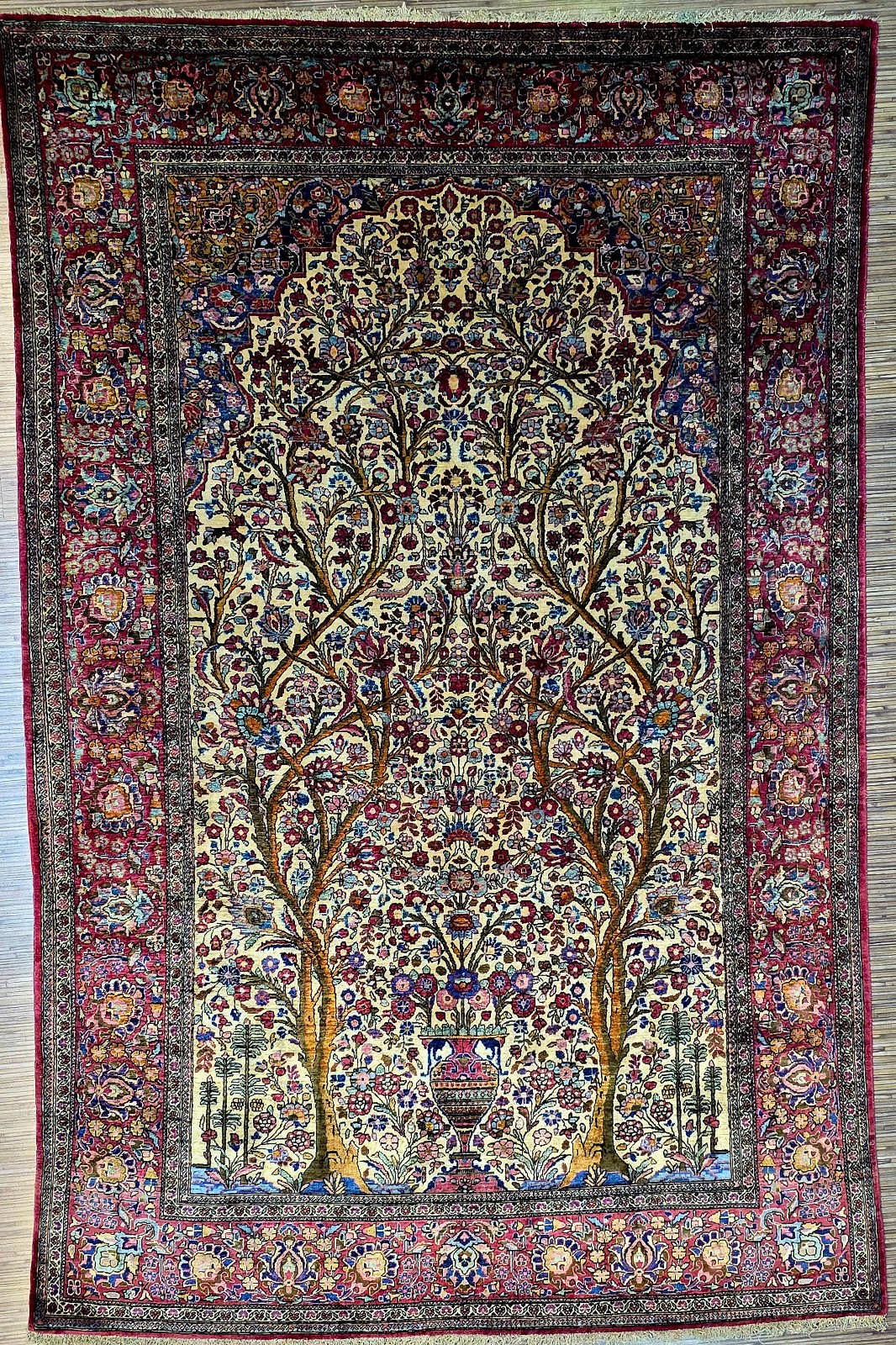 Perserteppich Kashan 198 x 128 cm Seide handgeknüpft antik