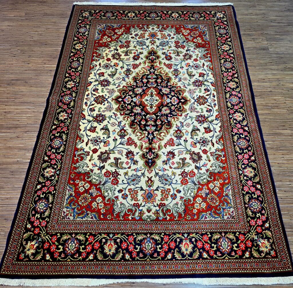 Perserteppich Qom 216 x 142 cm Schurwolle handgeknüpft