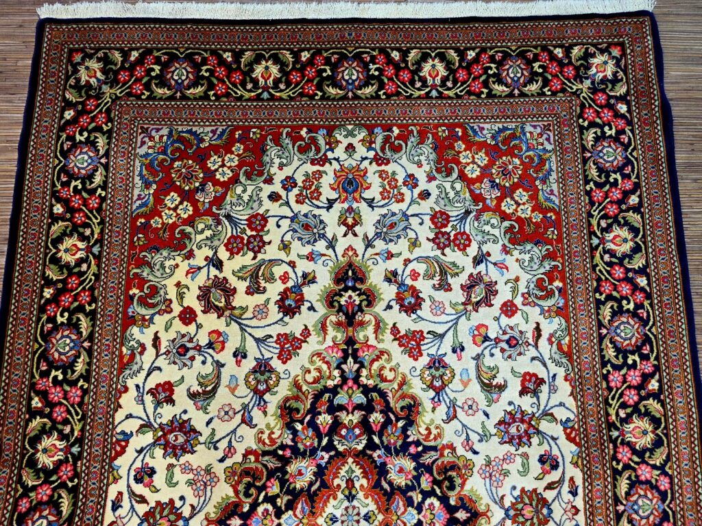 Perserteppich Qom 216 x 142 cm Schurwolle handgeknüpft