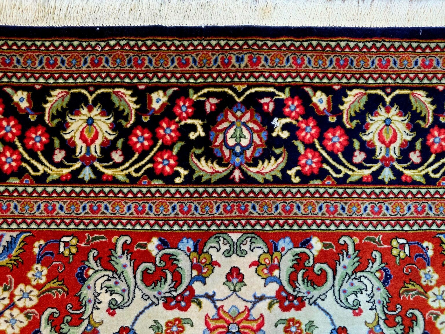 Perserteppich Qom 216 x 142 cm Schurwolle handgeknüpft