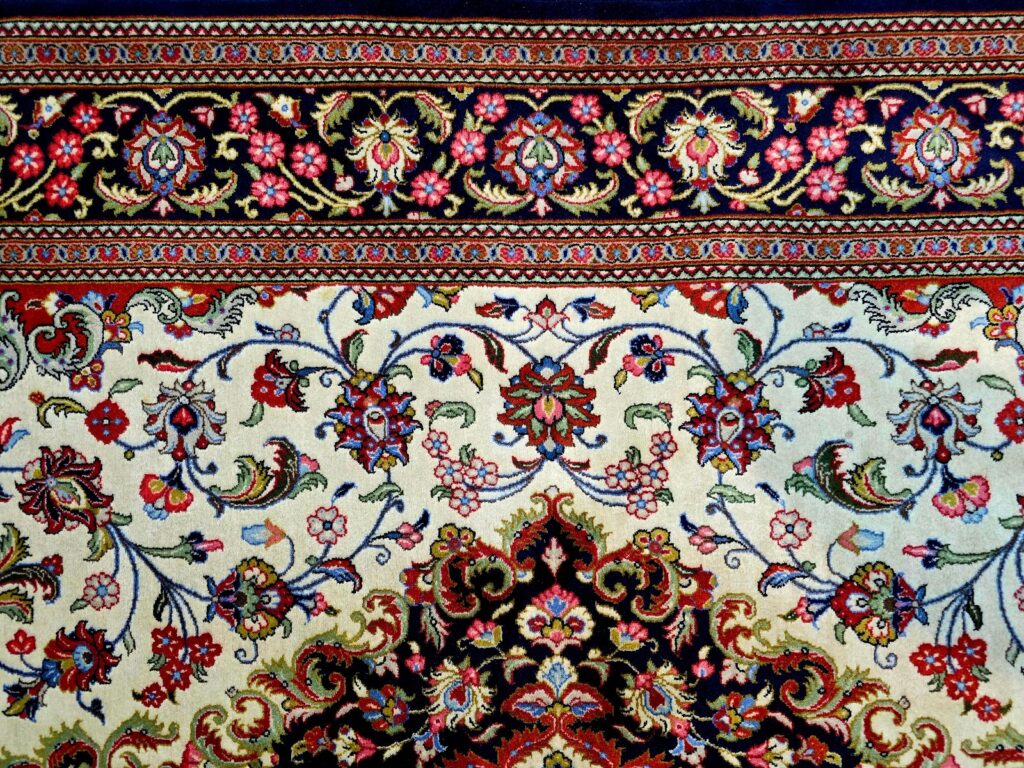Perserteppich Qom 216 x 142 cm Schurwolle handgeknüpft