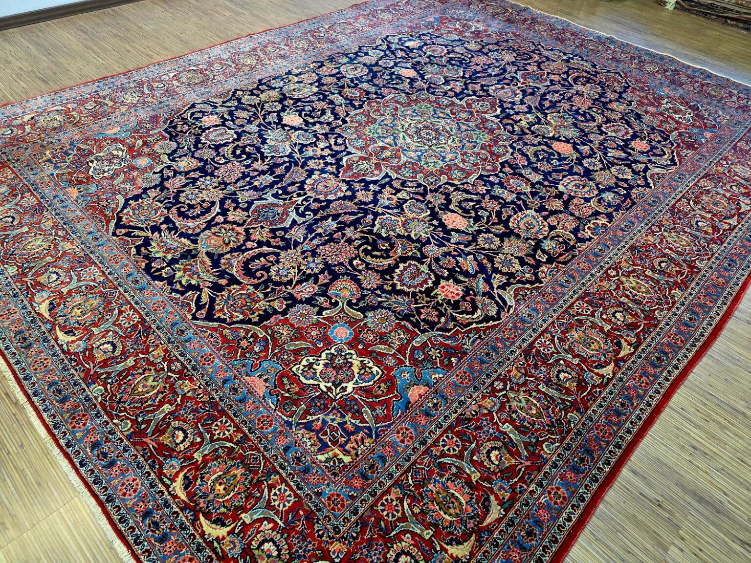 Orientteppich Kashan 352 x 271 cm Schurwolle handgeknüpft