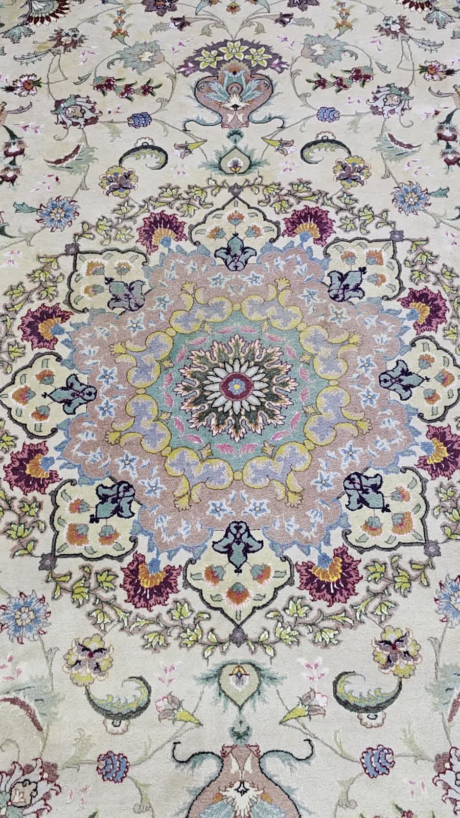 Perserteppich Tabriz 293 x 203 cm Schurwolle & Seide handgeknüpft