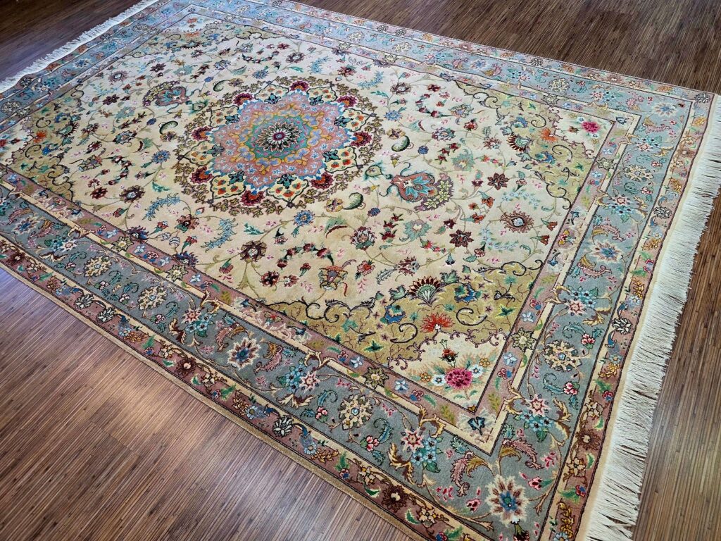 Perserteppich Tabriz 293 x 203 cm Schurwolle & Seide handgeknüpft