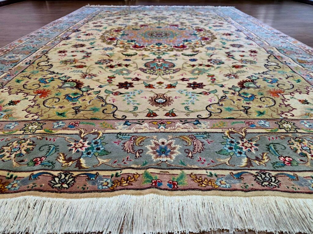 Perserteppich Tabriz 293 x 203 cm Schurwolle & Seide handgeknüpft