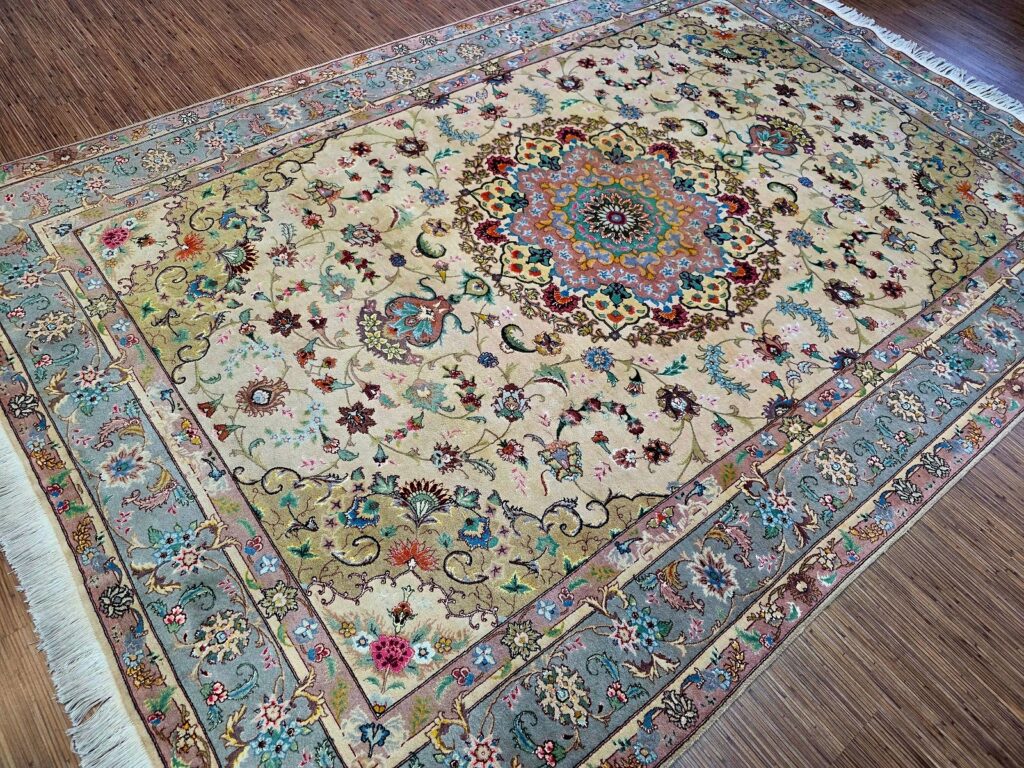 Perserteppich Tabriz 293 x 203 cm Schurwolle & Seide handgeknüpft