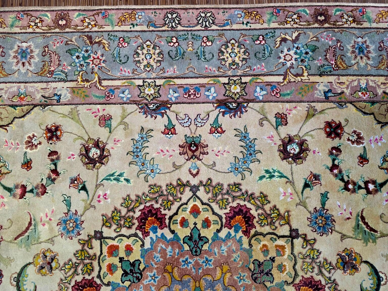 Perserteppich Tabriz 293 x 203 cm Schurwolle & Seide handgeknüpft