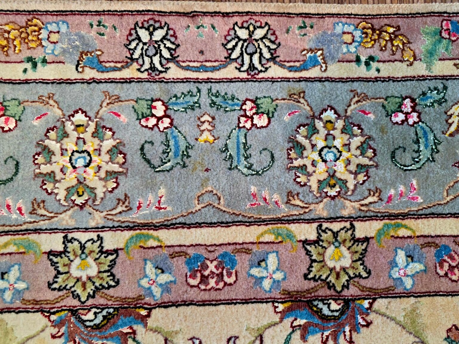 Perserteppich Tabriz 293 x 203 cm Schurwolle & Seide handgeknüpft