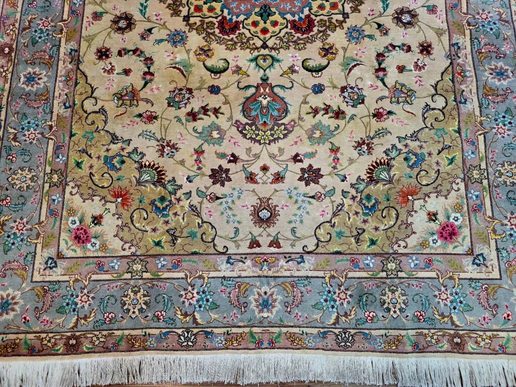 Perserteppich Tabriz 293 x 203 cm Schurwolle & Seide handgeknüpft