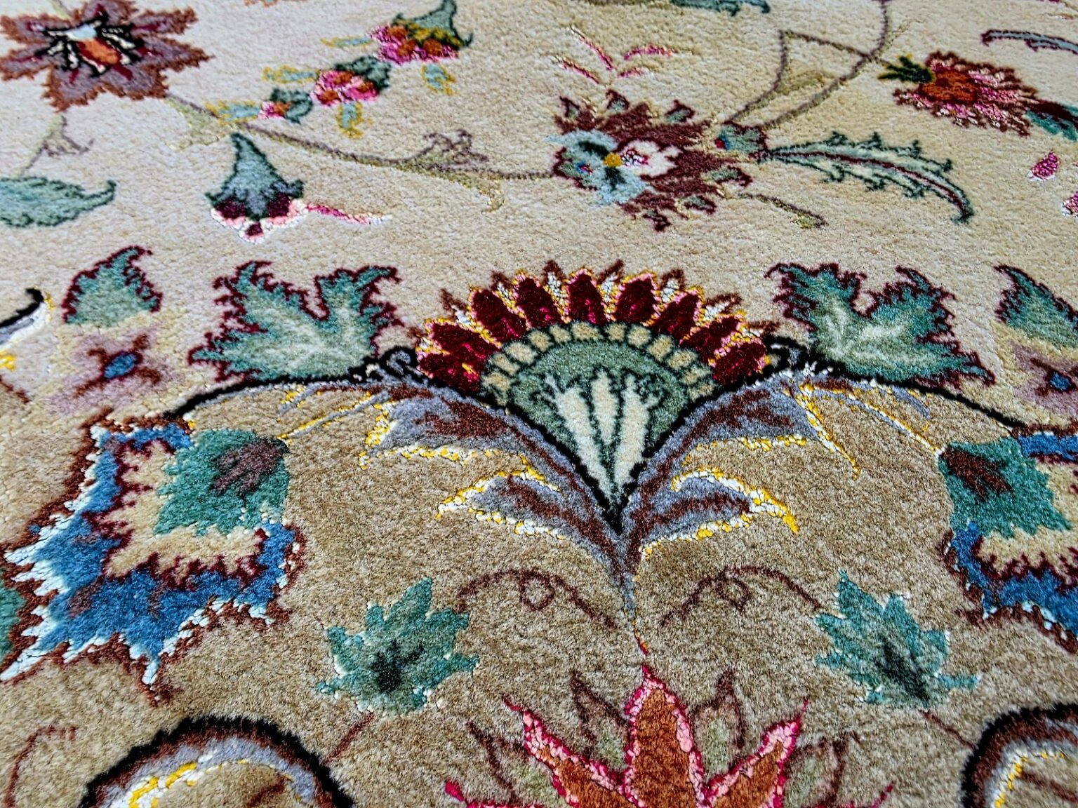 Perserteppich Tabriz 293 x 203 cm Schurwolle & Seide handgeknüpft