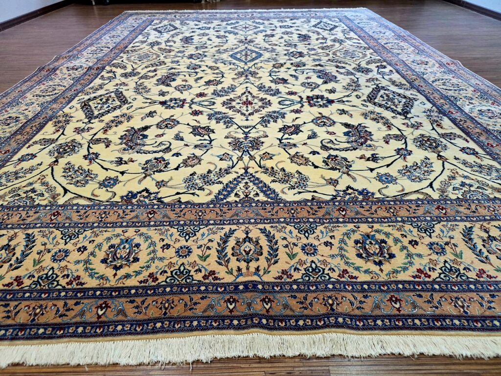 Perserteppich Nain 355 x 252 cm Schurwolle handgeknüpft
