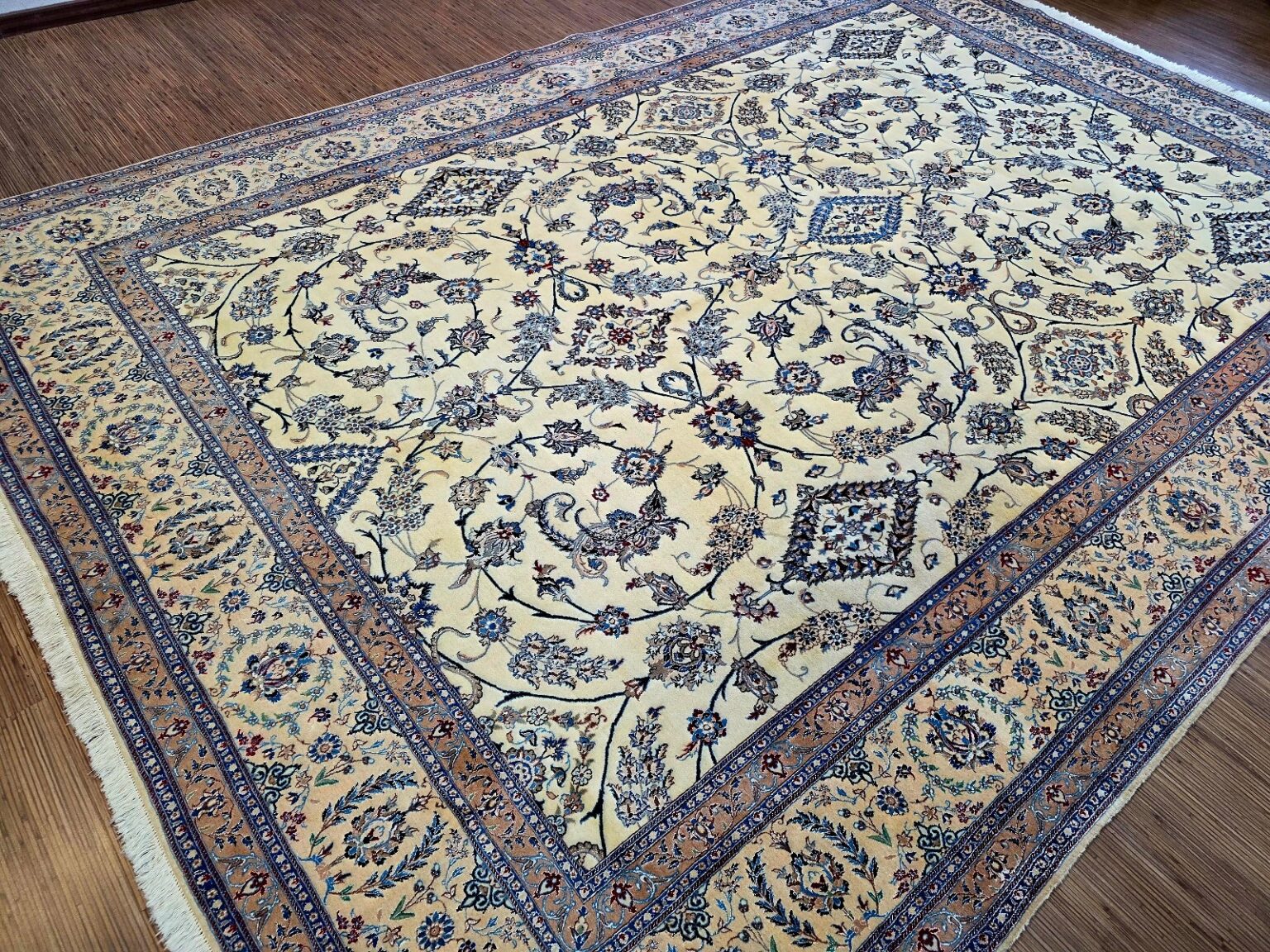 Perserteppich Nain 355 x 252 cm Schurwolle handgeknüpft