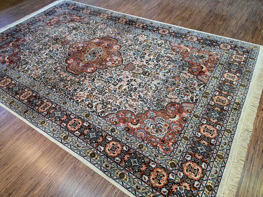 Orientteppich Kashmir 285 x 185 cm Seide handgeknüpft